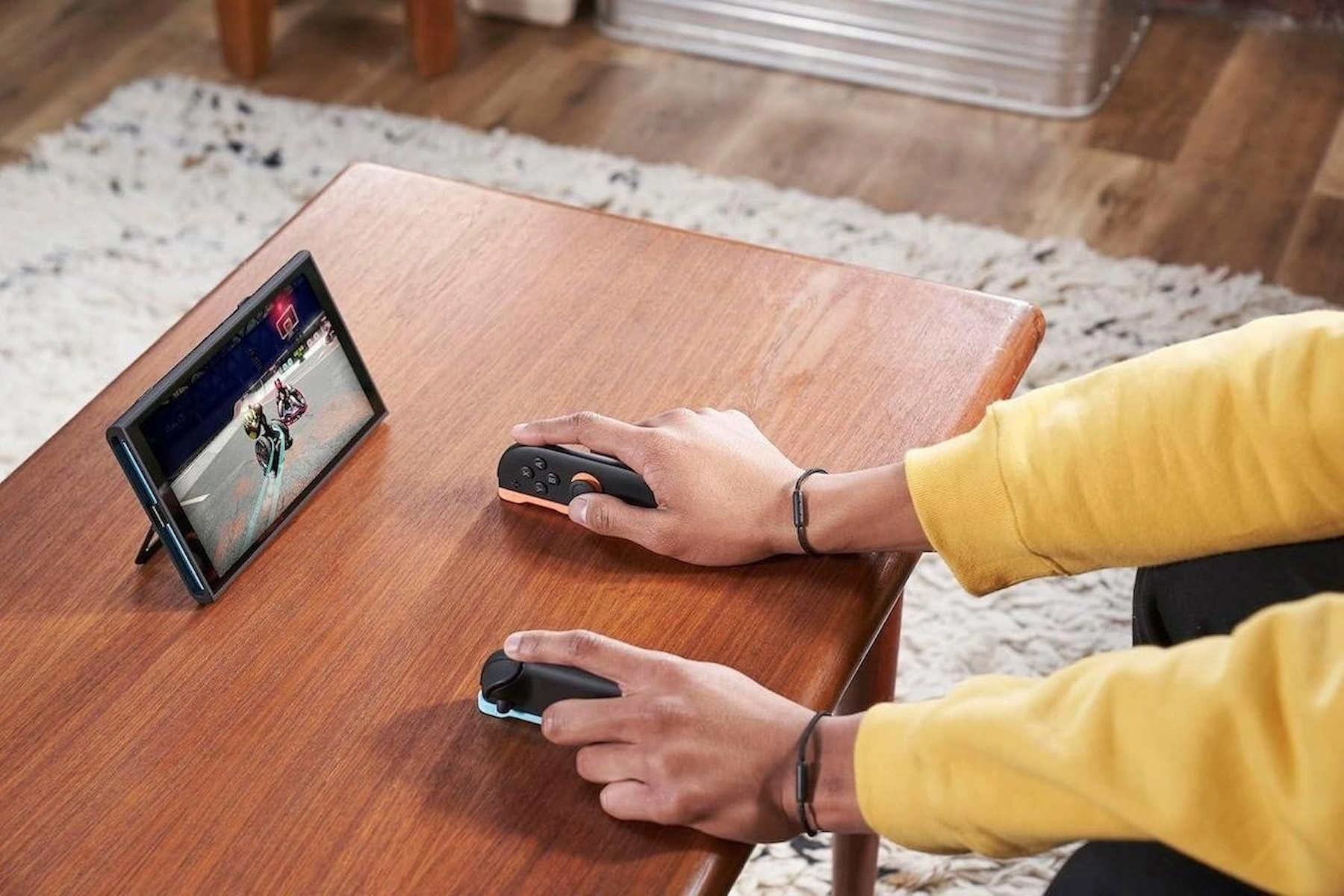 Nintendo Switch 2 Oyun Konsolu + Mario Kart World (Resmi Distribütör Garantili)