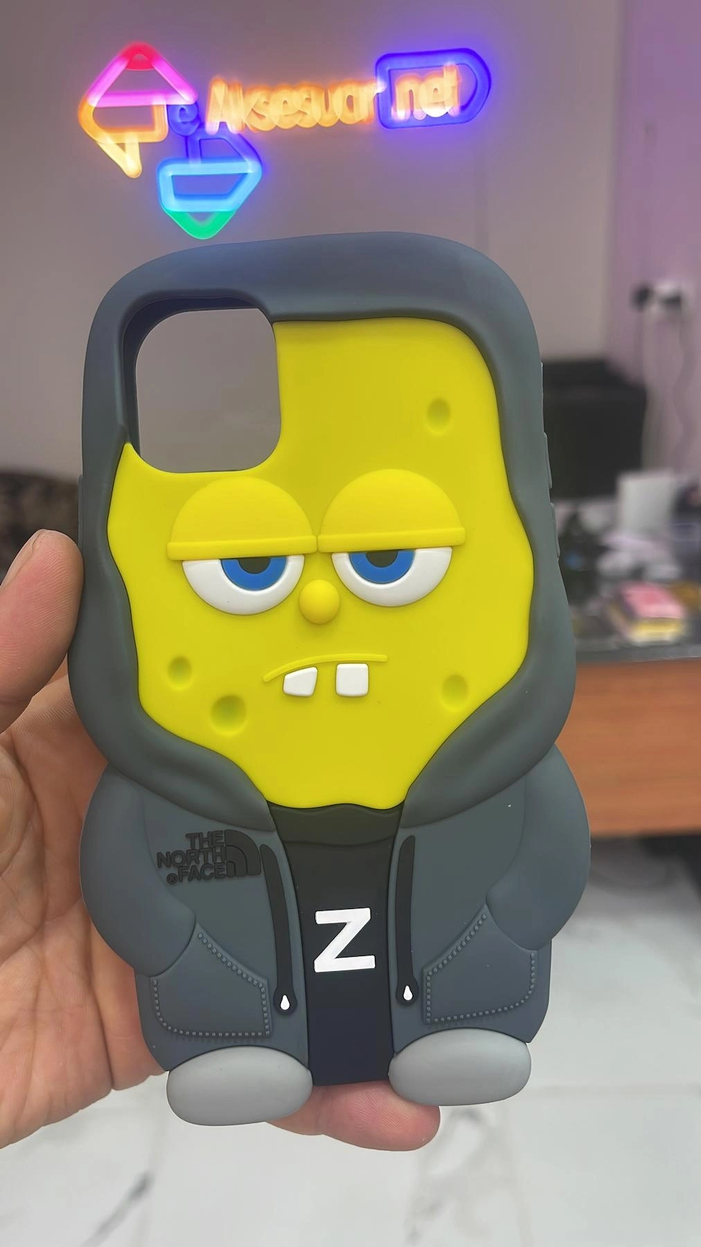 iPhone 14 sünger Bob Silikon Kılıf