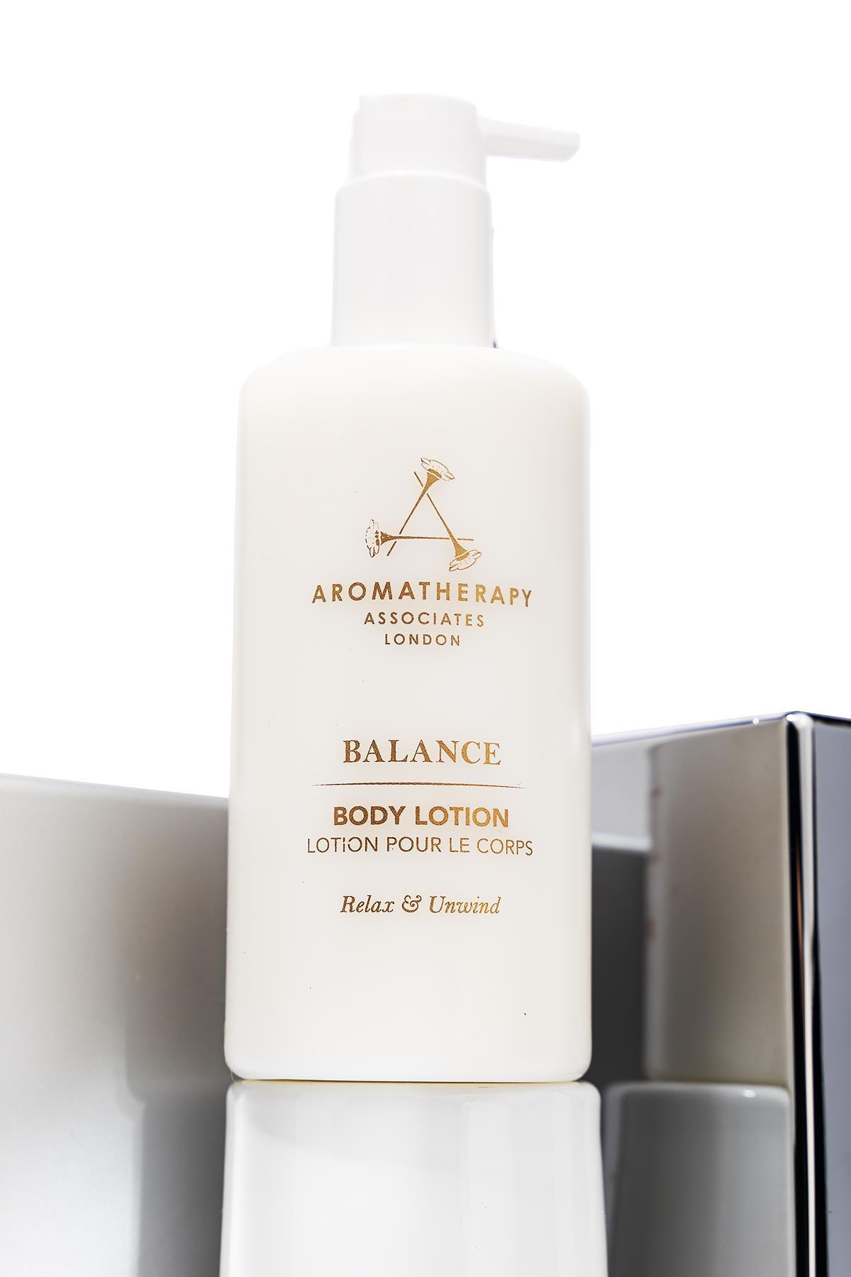 Aromatherapy Associates Balance Body Lotion 300 ml