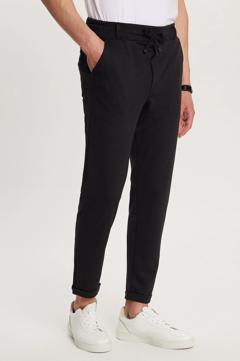 Erkek Slim Fit Pamuklu Beli Bağlamalı Yan Cepli Katlamalı Paça Jogger Siyah Pantolon