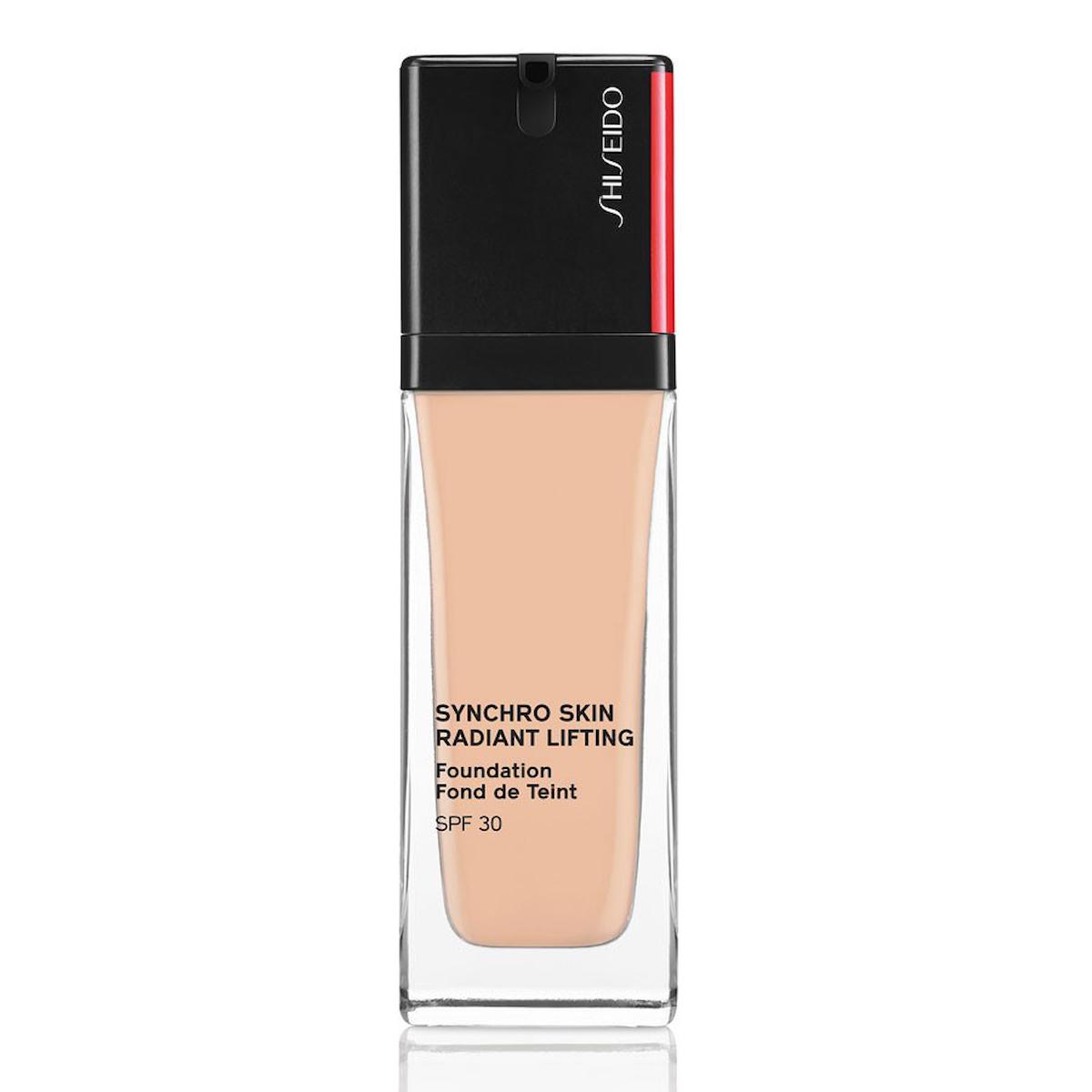 Shiseido Synchro Skin Radiant Lifting Foundation 150 Fondöten