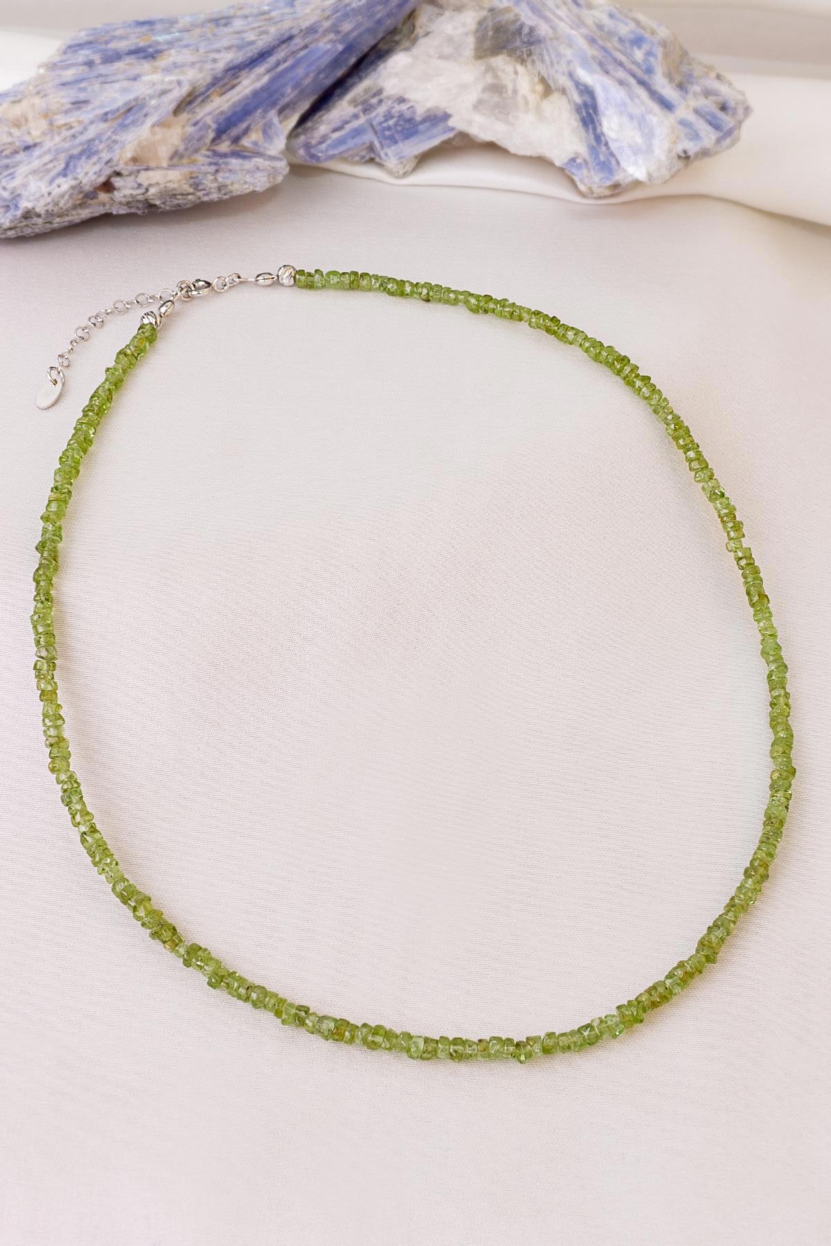 Peridot Taşı (Zebercet) Kolye ( 925 Ayar Gümüş Aparatlı )