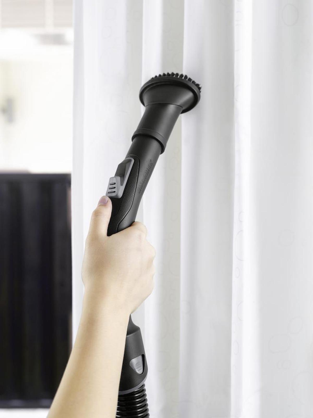 Karcher VC 3 700 W Toz Torbasız Süpürge