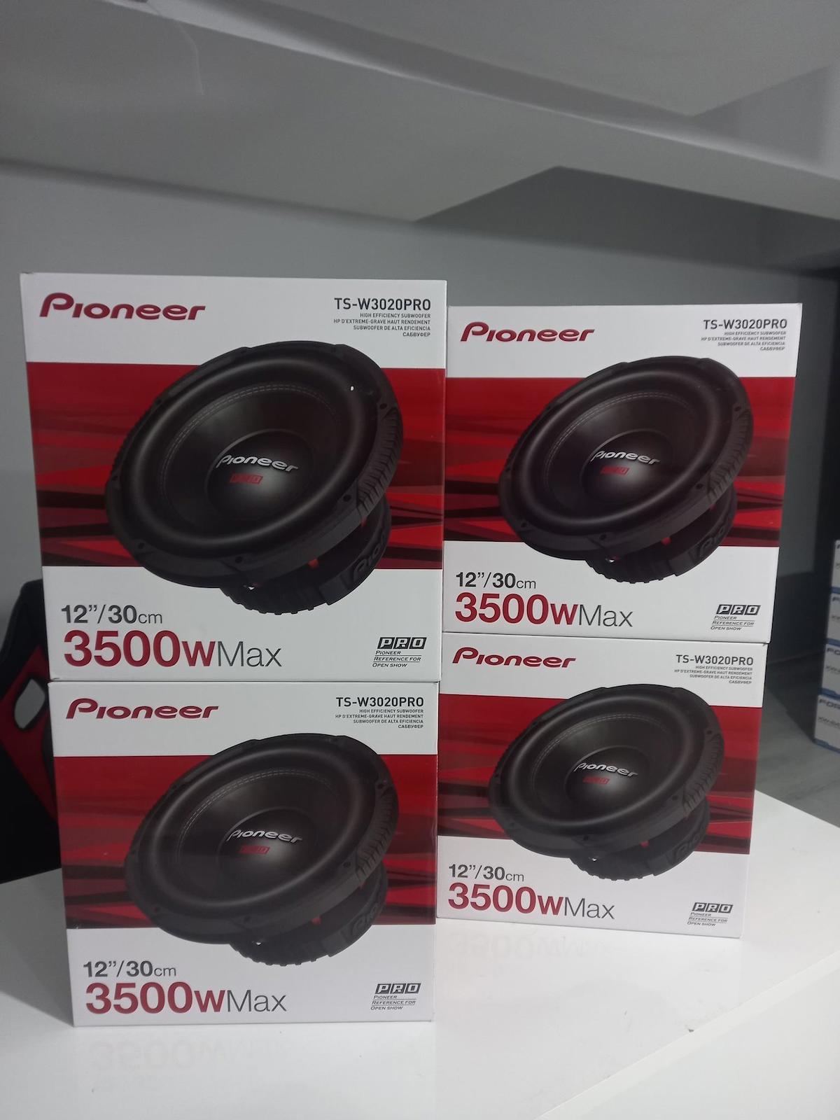 pioneer ts-w3020pro 3500watt 1800rms subwoofer