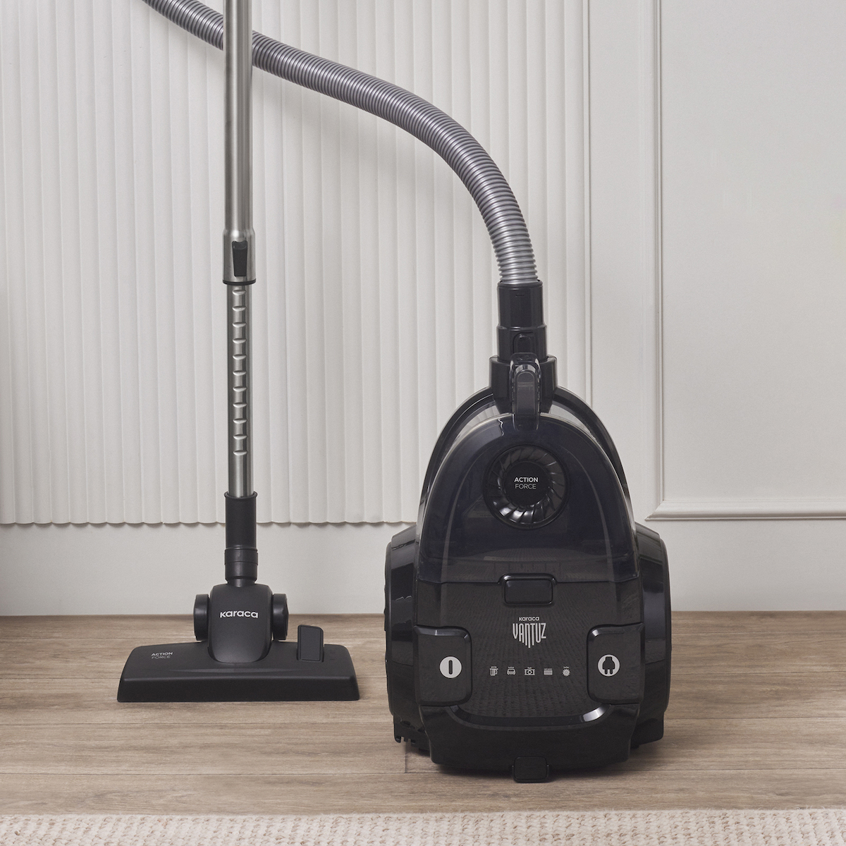 Karaca Vantuz Action Force X10 2 Lt Toz Torbasız Hazneli Elektrikli Süpürge Black 899 W