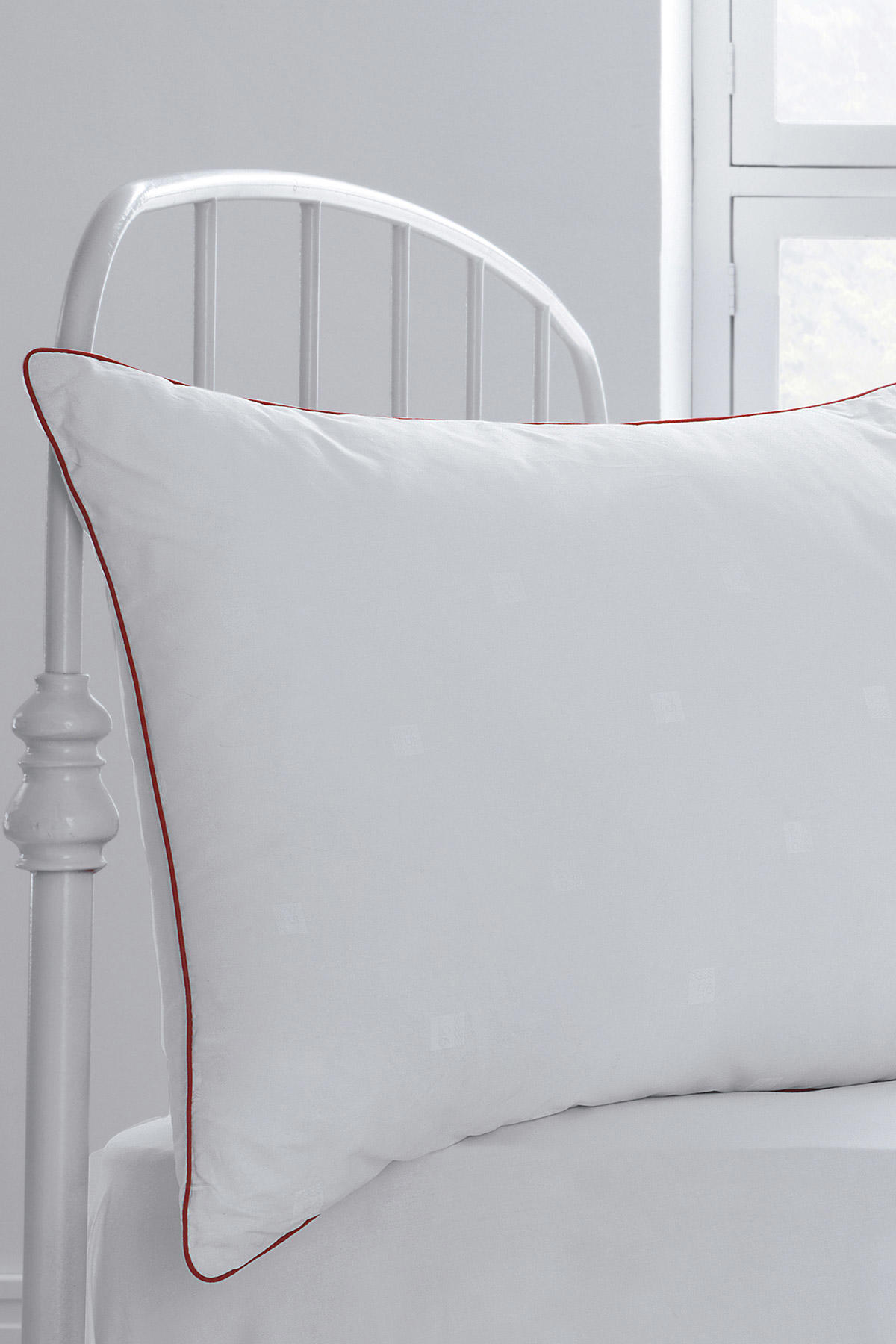 Yataş Bedding Dacron® 95 - 580 gr Yastık