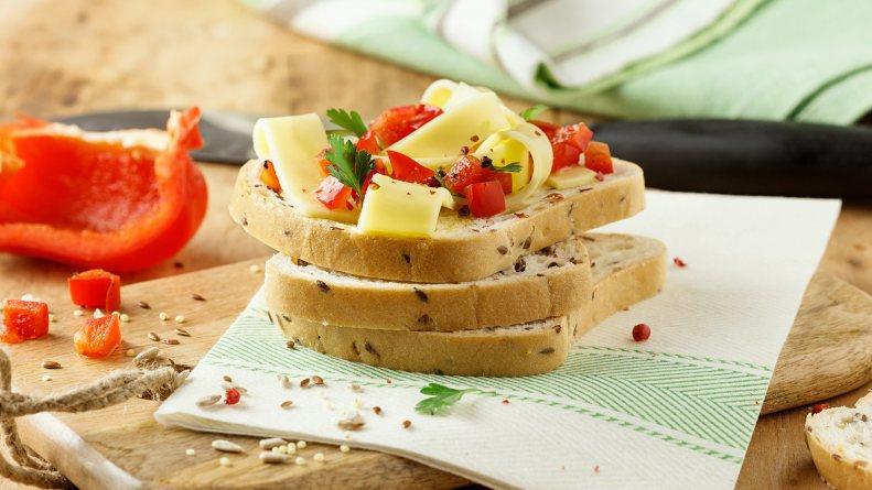 Schär Pan Multigrano Glutensiz Keten Tohumu, Darı ve Ayçekirdekli Ekmek 250 gr