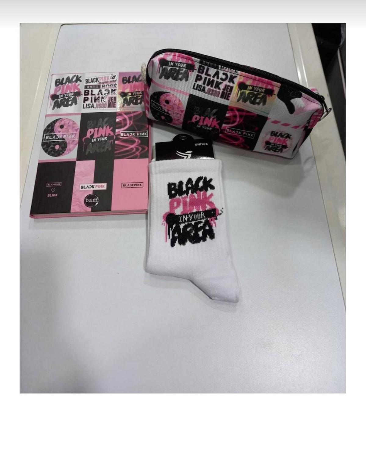 BLACKP,NK DEFTER KALEMLİK ÇORAP