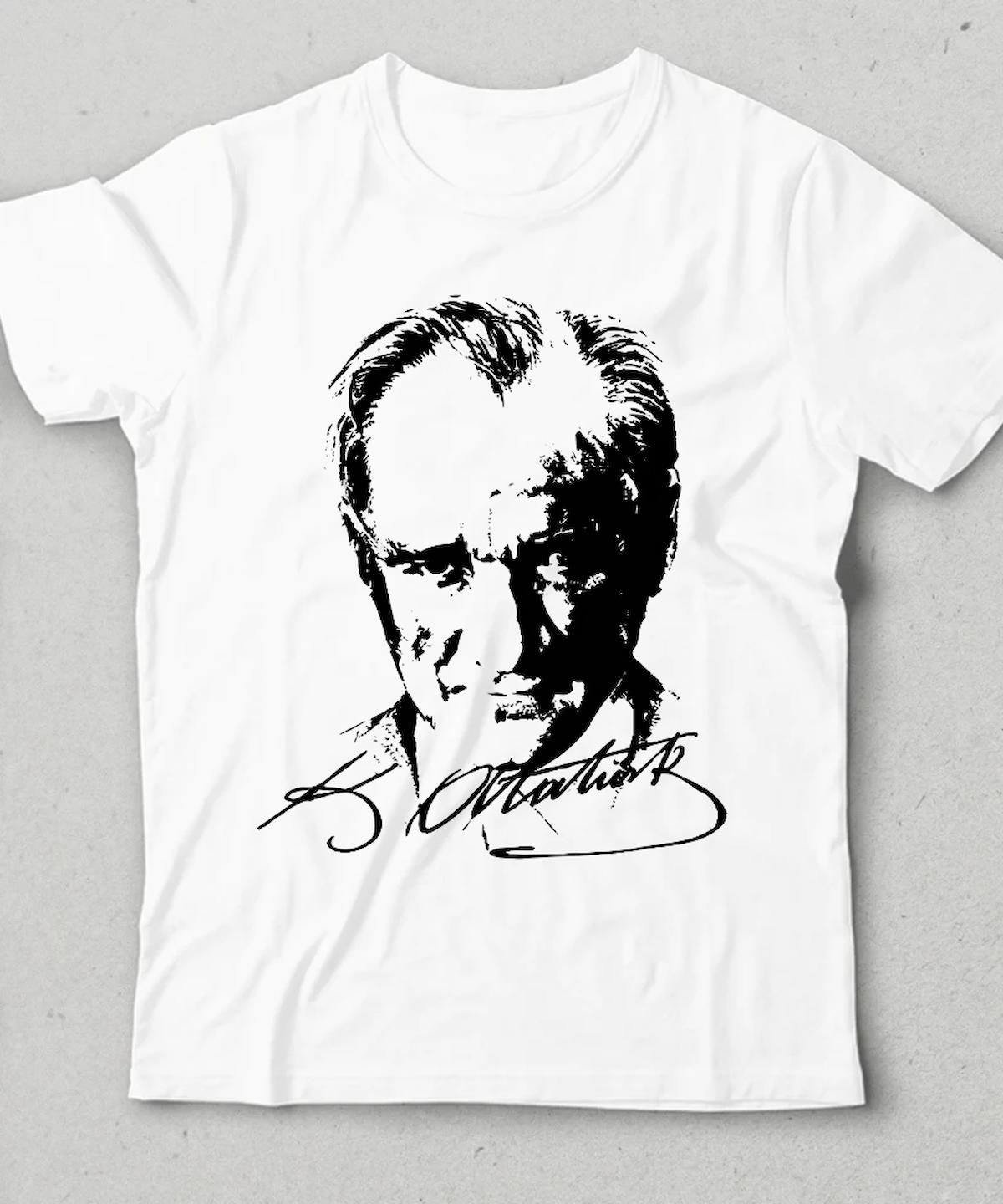 Atatürk Baskılı Özel Tasarım Çocuk T-Shirt (9-10 Yaş)