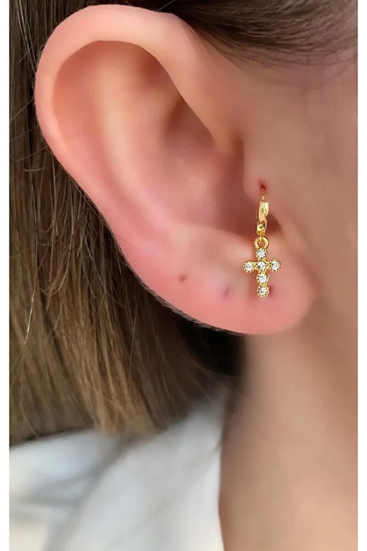 Kadın Haç 8 Bar Cerrahi Çelik Piercing ( Tragus Helix Kıkırdak )