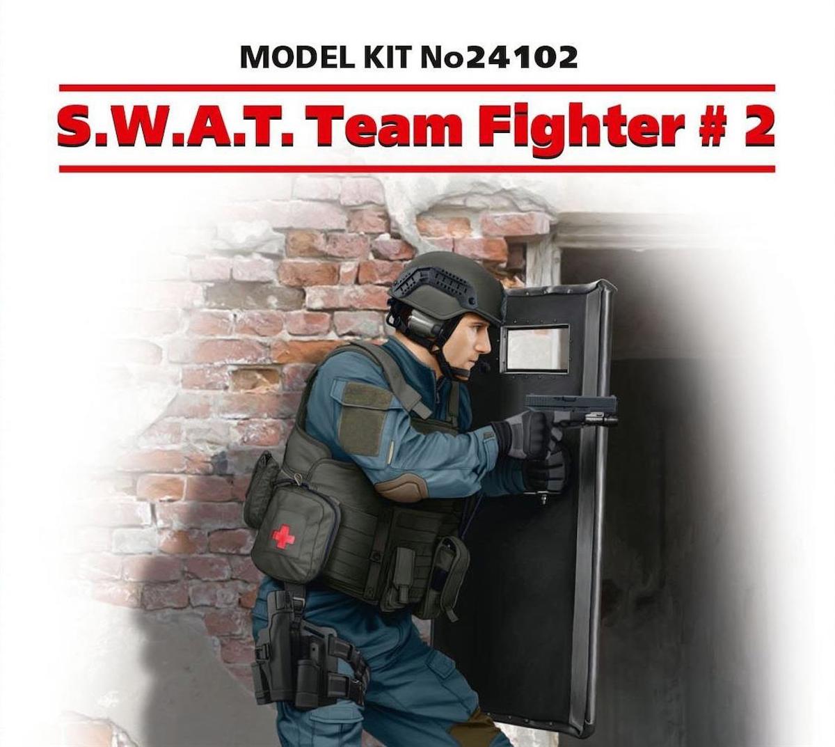 24102 1/24 S.W.A.T. Team Fighter 2