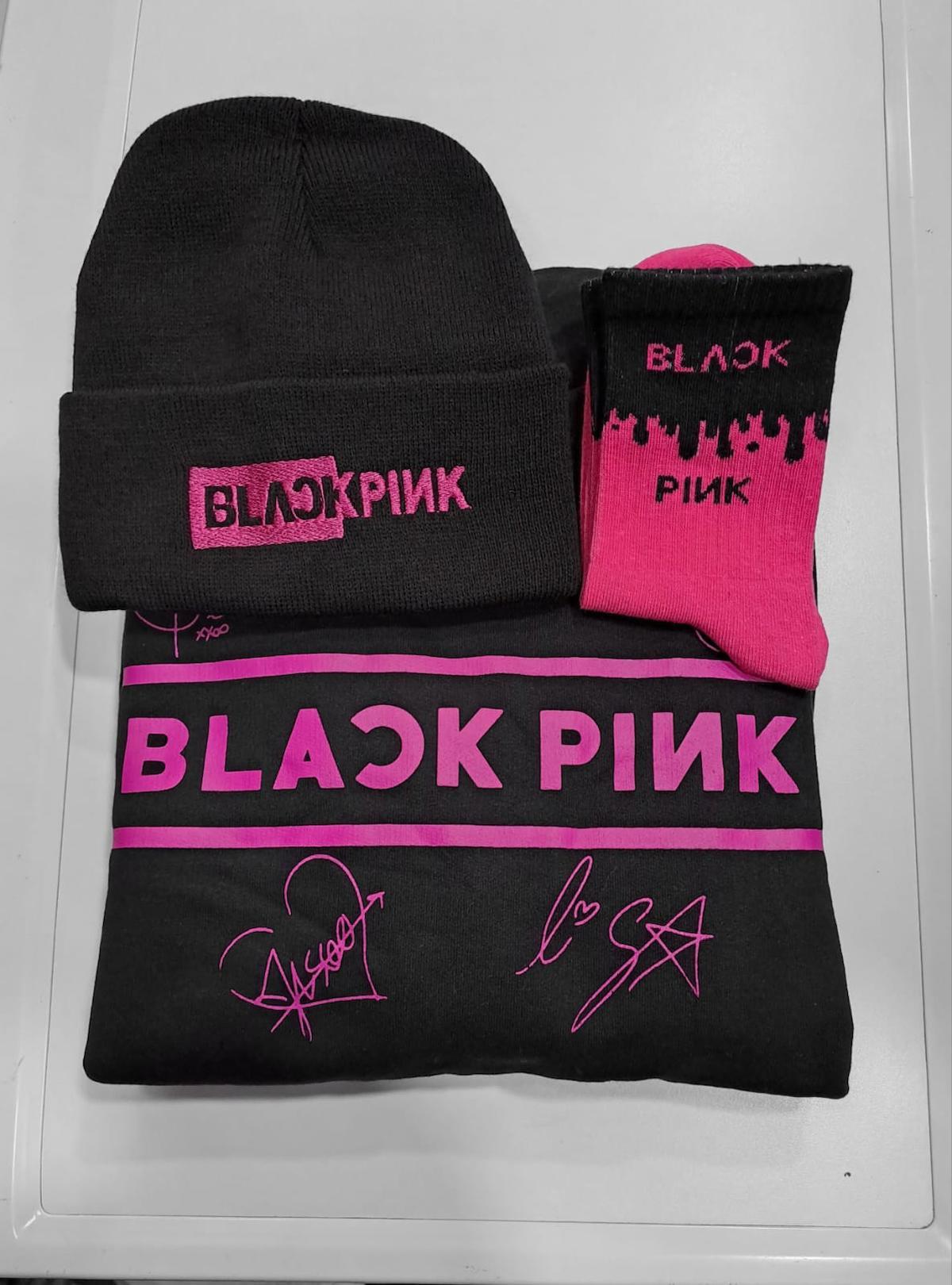 Blackpink Unisex Swatshirt Bere Çorap Kombin