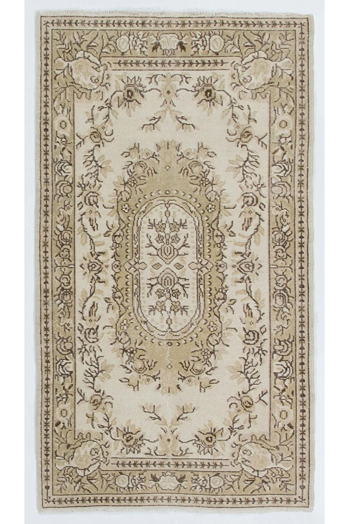 120x215 cm Nötr Renklerde Eski Fransız Aubusson Desenli El Düğümlü Halı, El Dokuma Yünlü Halı