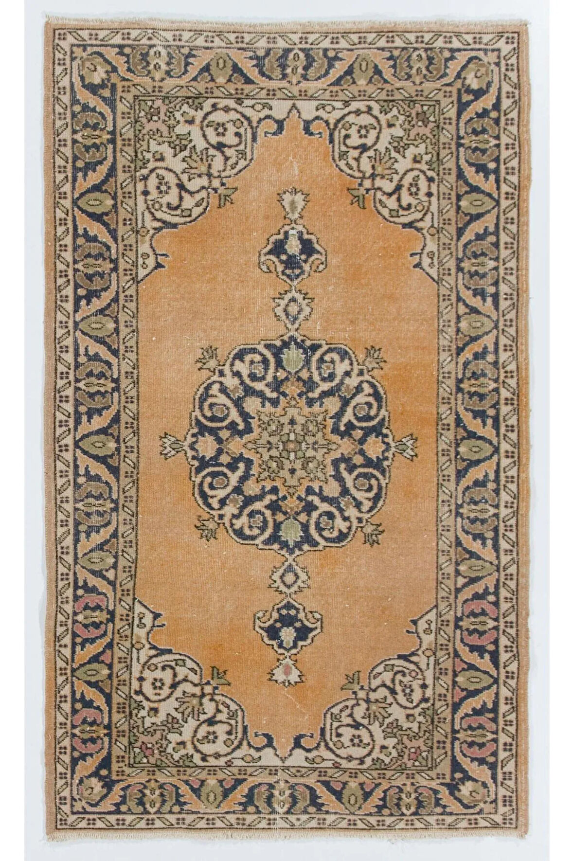 124x205 cm Eşsiz Eski El Dokuma Anadolu Uşak Halısı