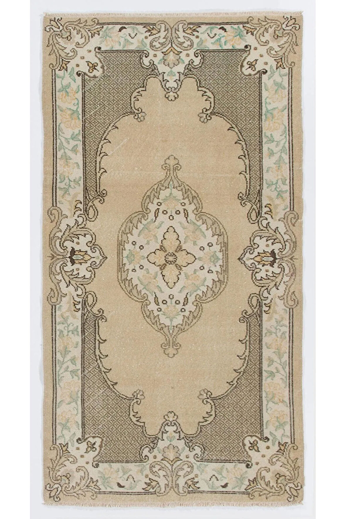 115x217 cm Ev Dekoru Bej Renklerde Eski Anadolu Uşak Halısı. El Düğümlü Halı, Yünlü Halı
