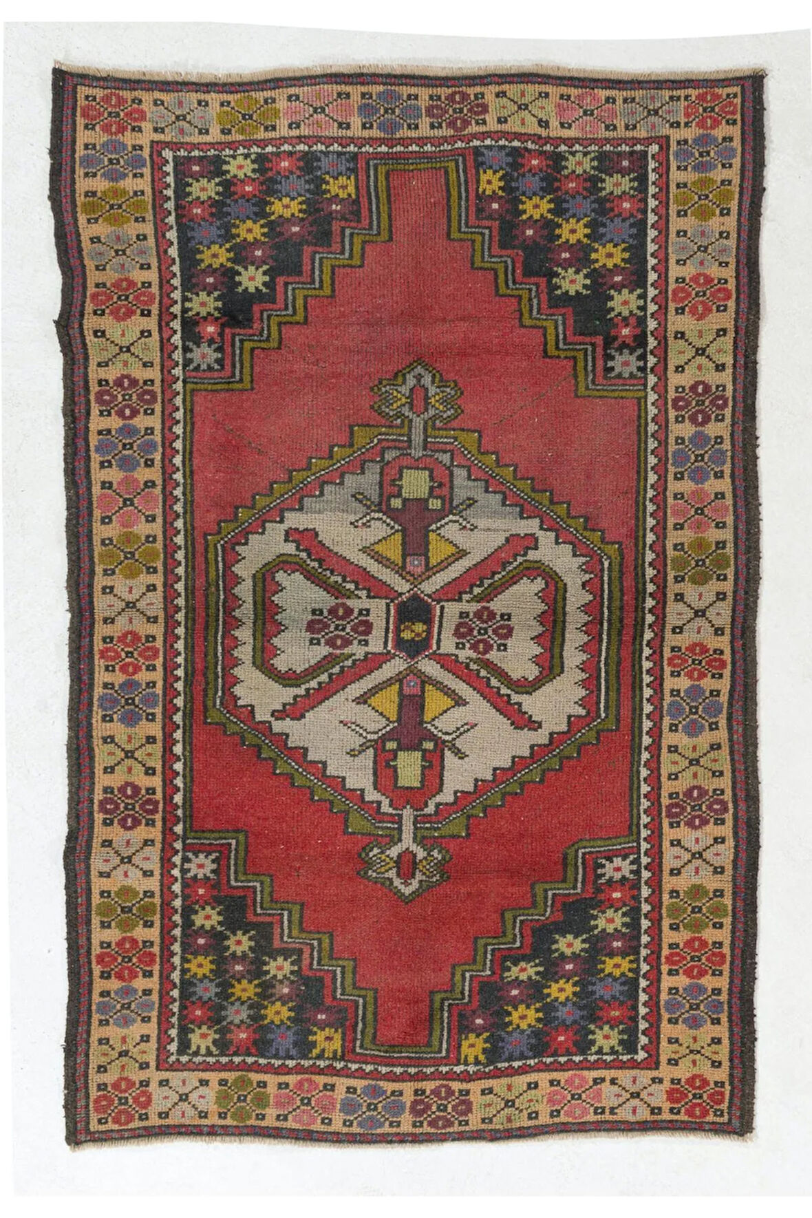 115x181 cm Dekoratif Eski Geleneksel Anadolu Vurgulu Halı, 1950'ler, El Dokuma Köy Yünü Halı