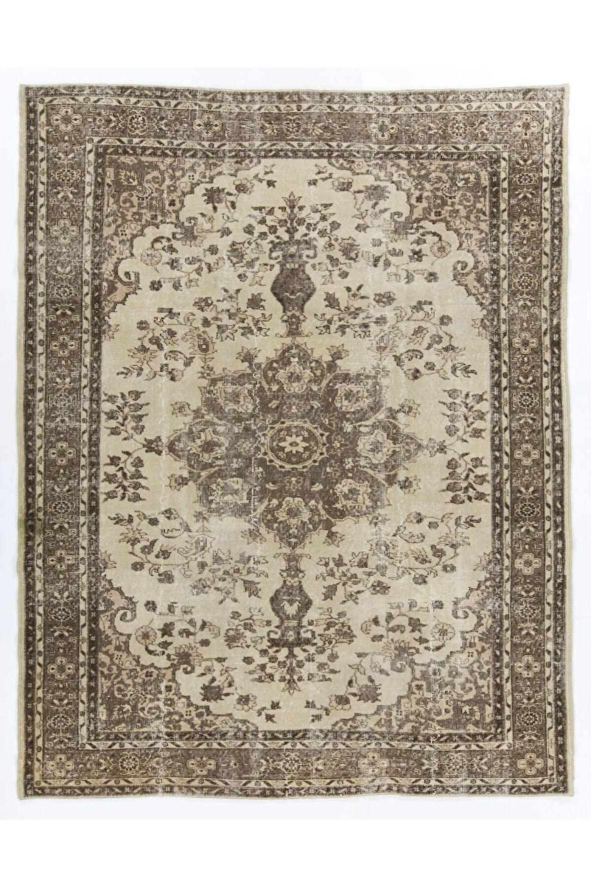 215x275 cm Eski Türk Uşak Halısı. Ofis ve Ev için Harika, Rustik El Yapımı Halı