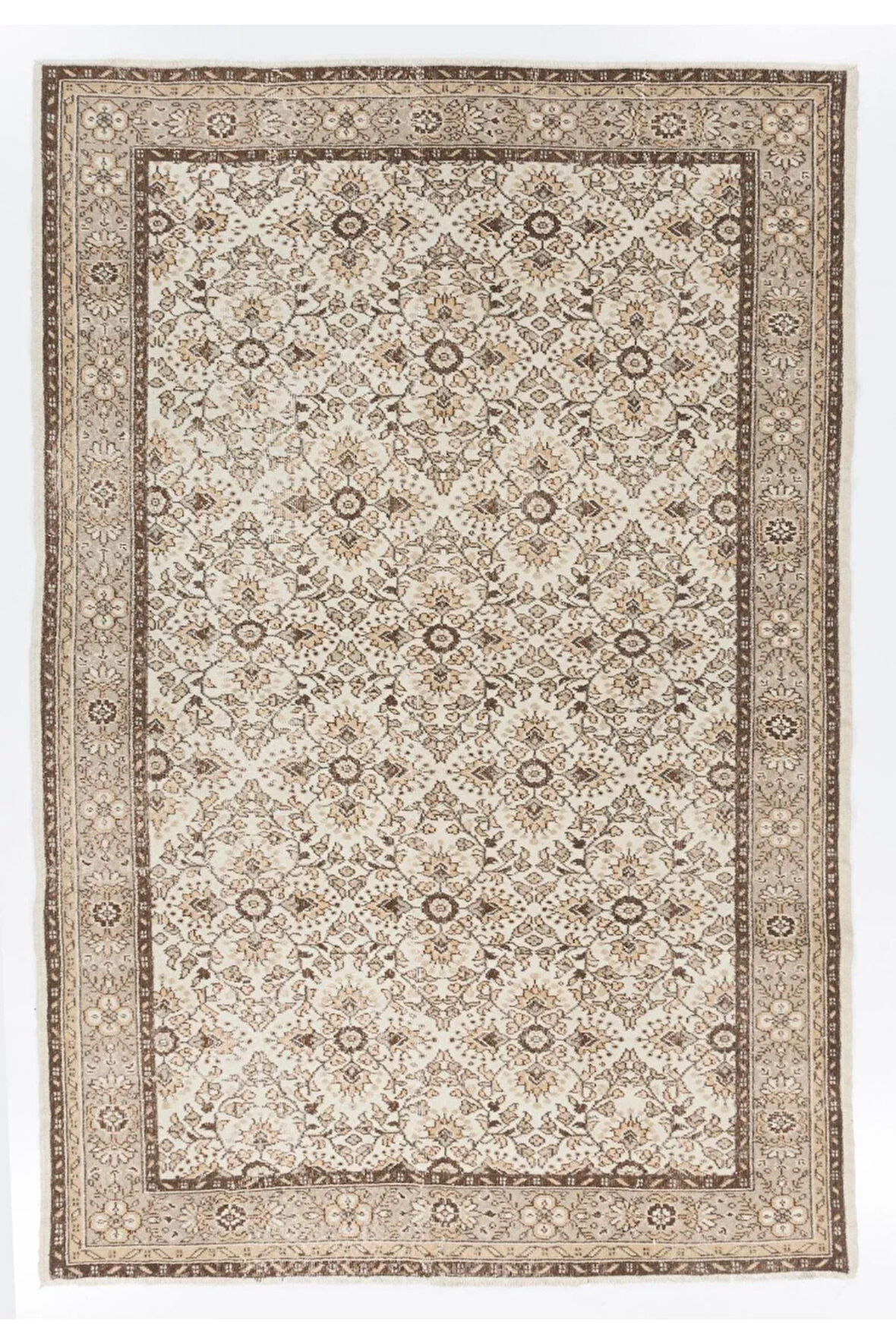 200x296 cm Eski Türünün Tek örneği Çiçek Desenli Orta Anadolu Halısı