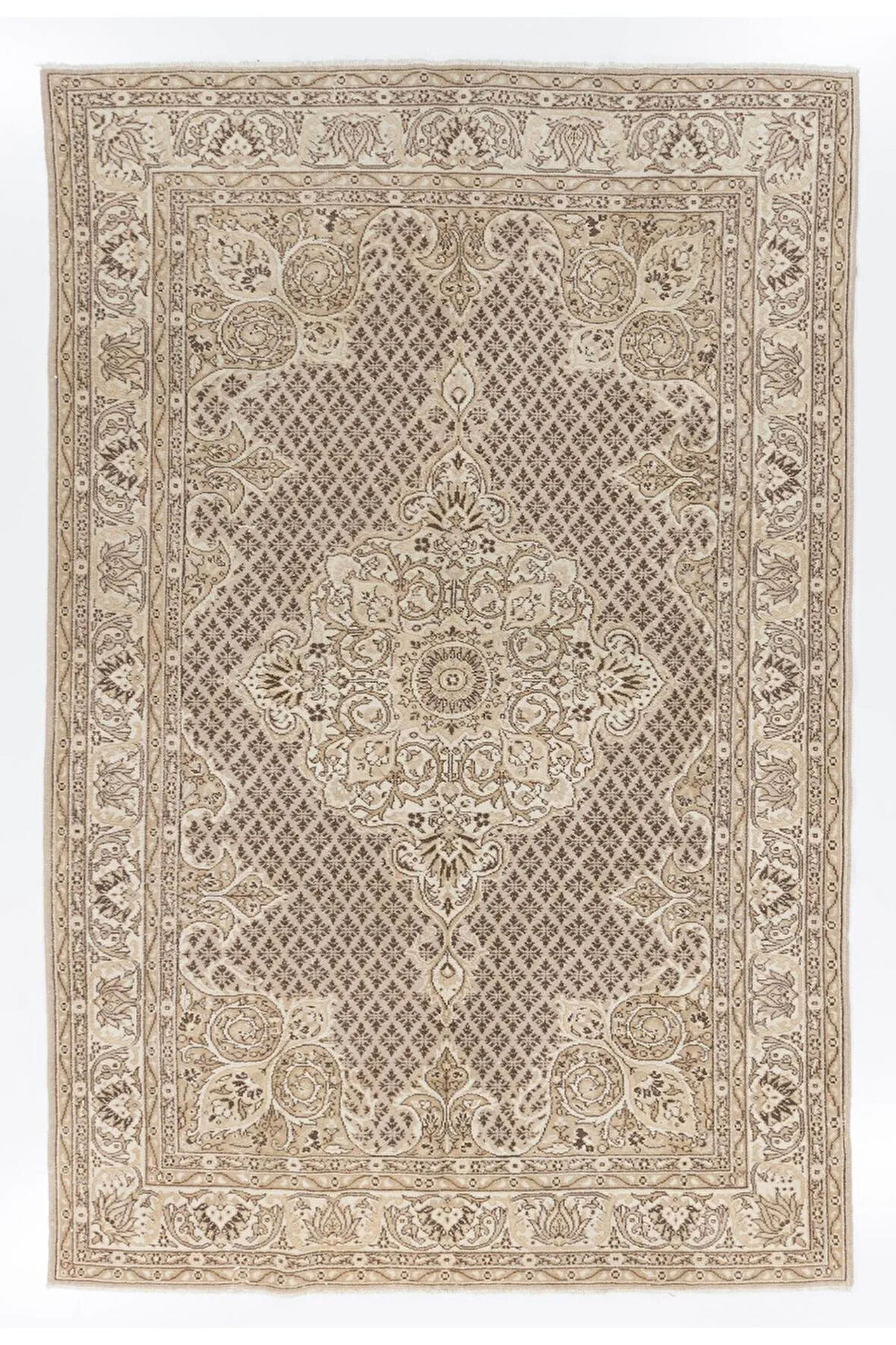 208x316 cm Eski "Güneşte Soldurulmuş"  El Yapımı Türk Uşak Halısı