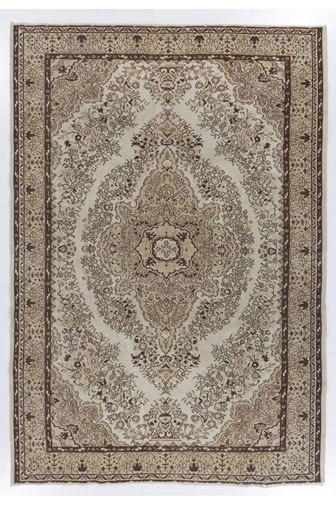 220x318 cm Nötr Renklerde El Düğümlü Eski Madalyon Tasarımlı Anadolu Halısı