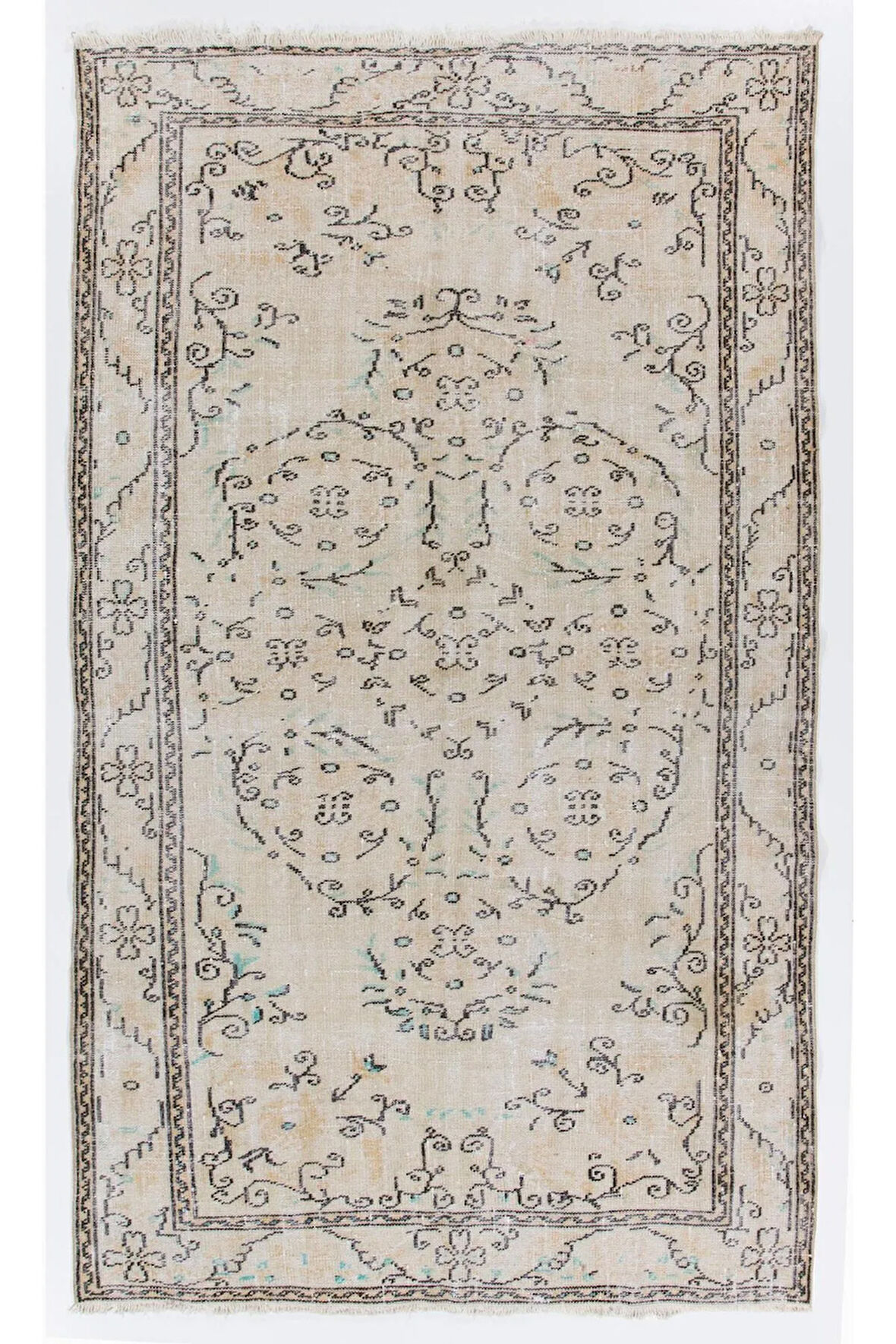167x279 cm Eski Uşak Halısı. Ofis ve Ev Dekorasyonu için idealdir. El Yapımı Yün Halı.