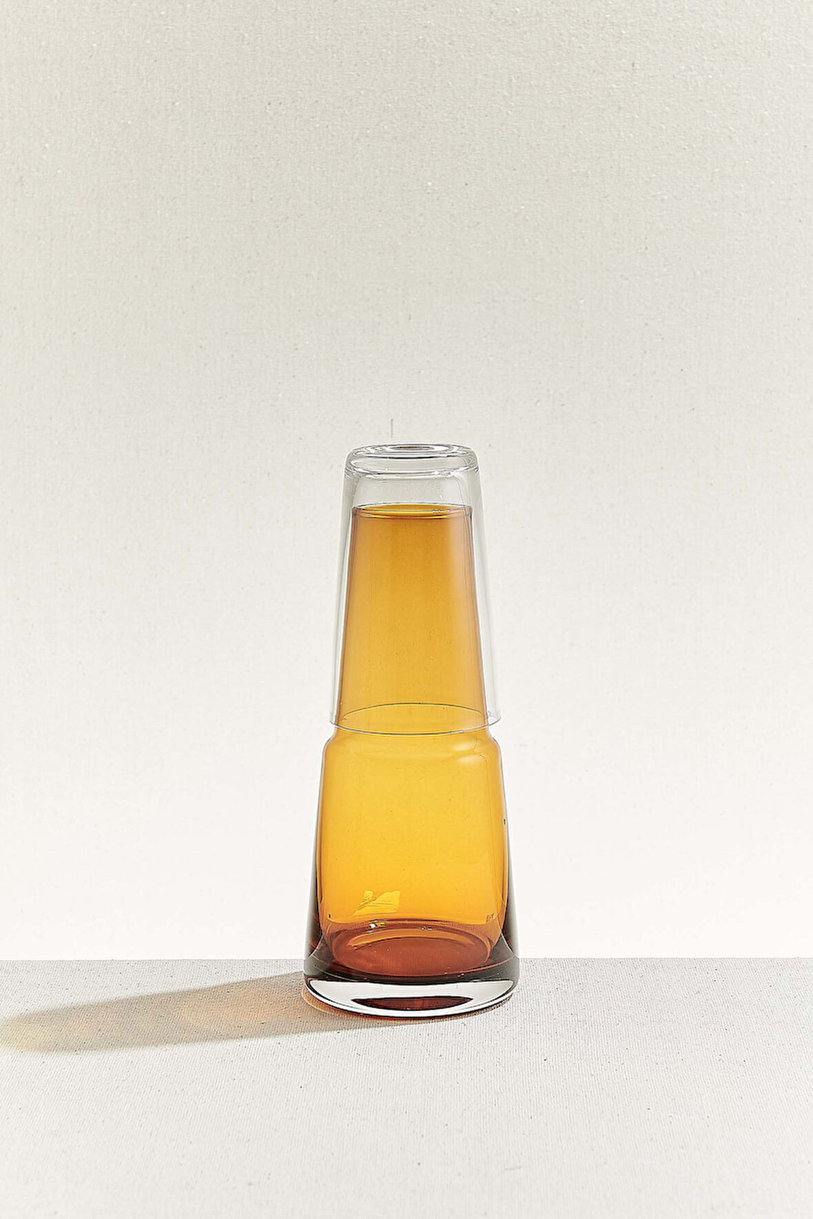 Başucu Sürahisi 750 CC Amber