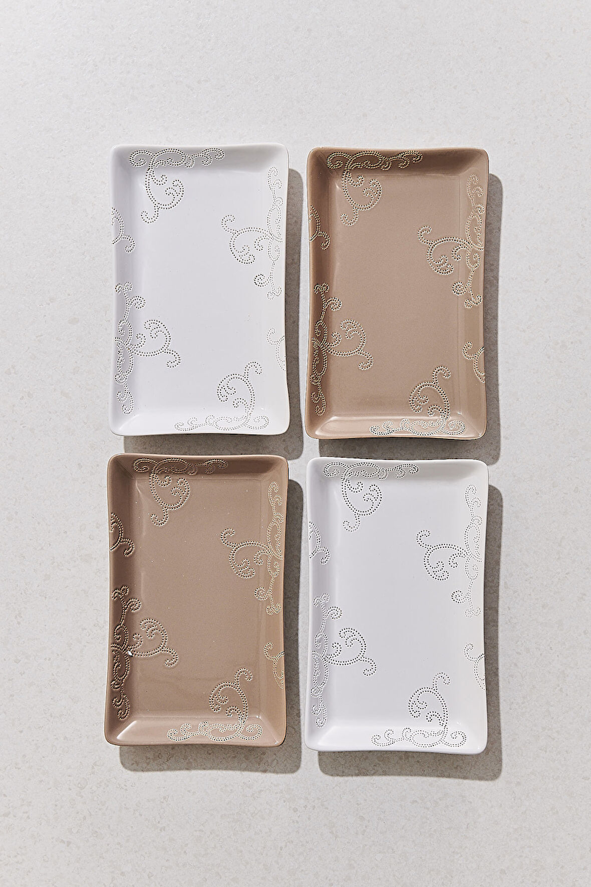 Dantel Seramik 4'lü Tabak Seti