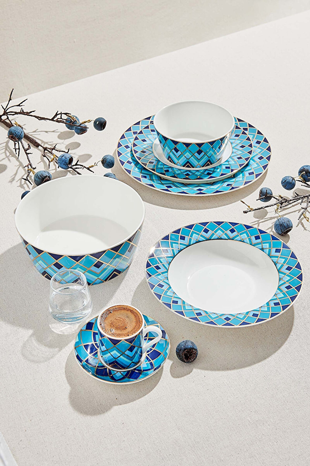 Atlantic Porselen Yemek Tabağı Mavi Beyaz