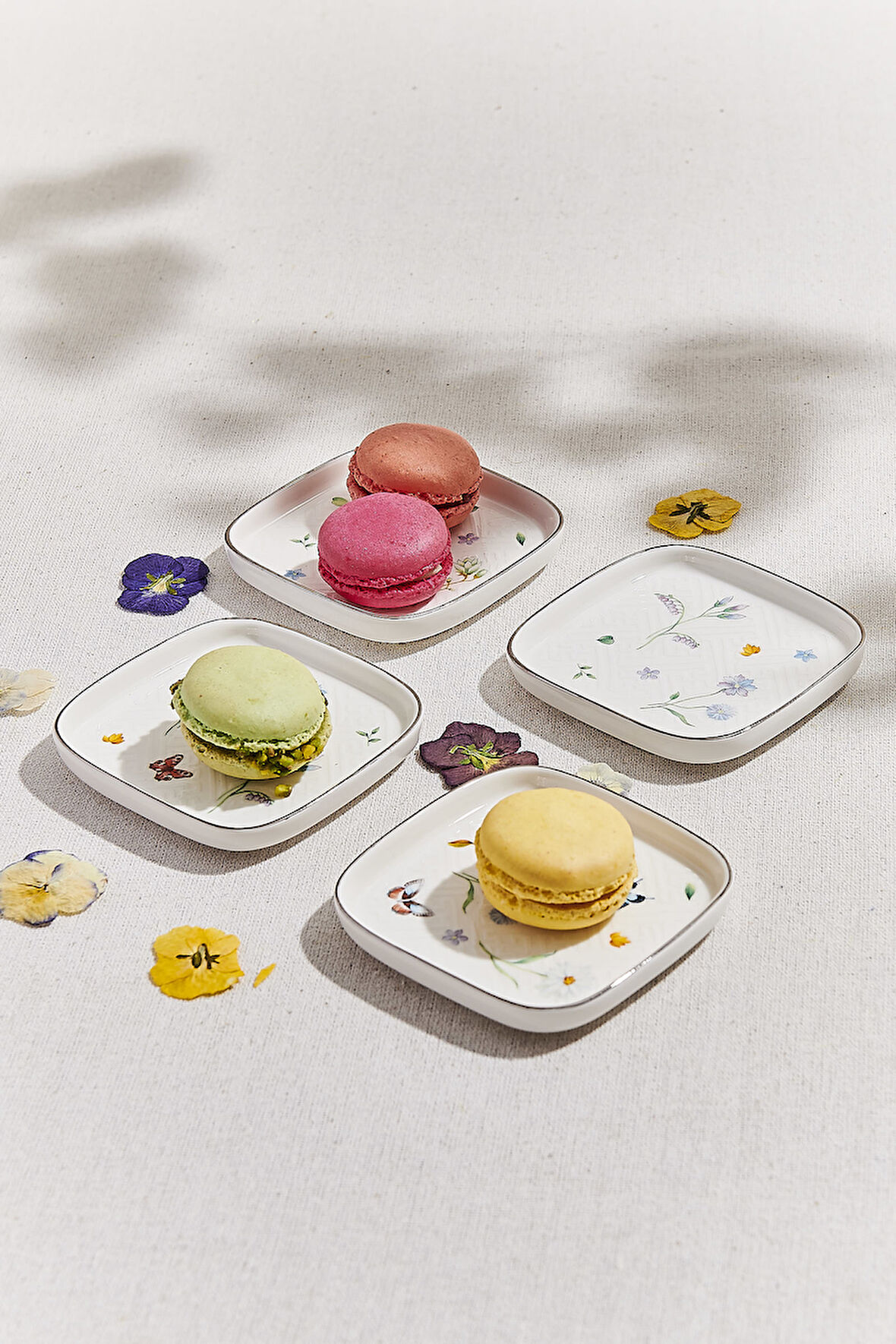 Petite Fleur Porselen Mini Servis Tabağı