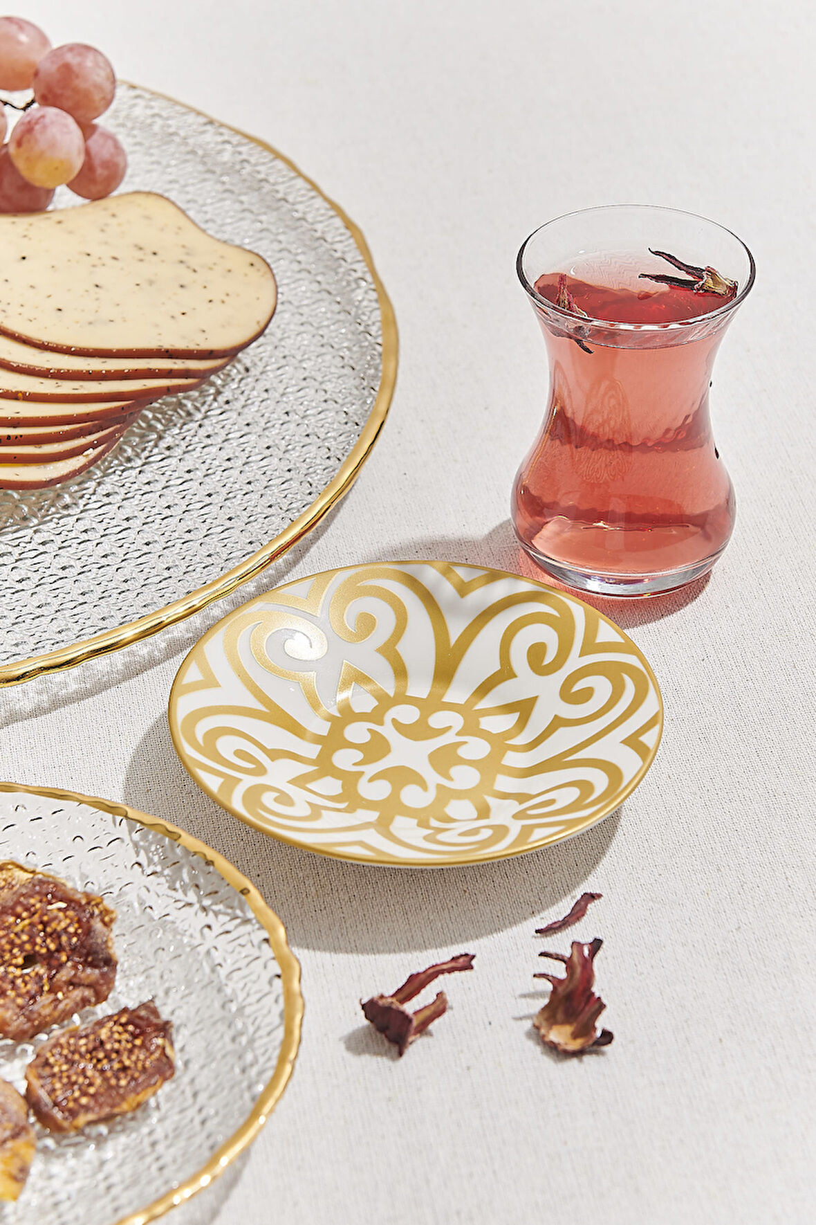 Gold Yonca Porselen Çay Tabağı