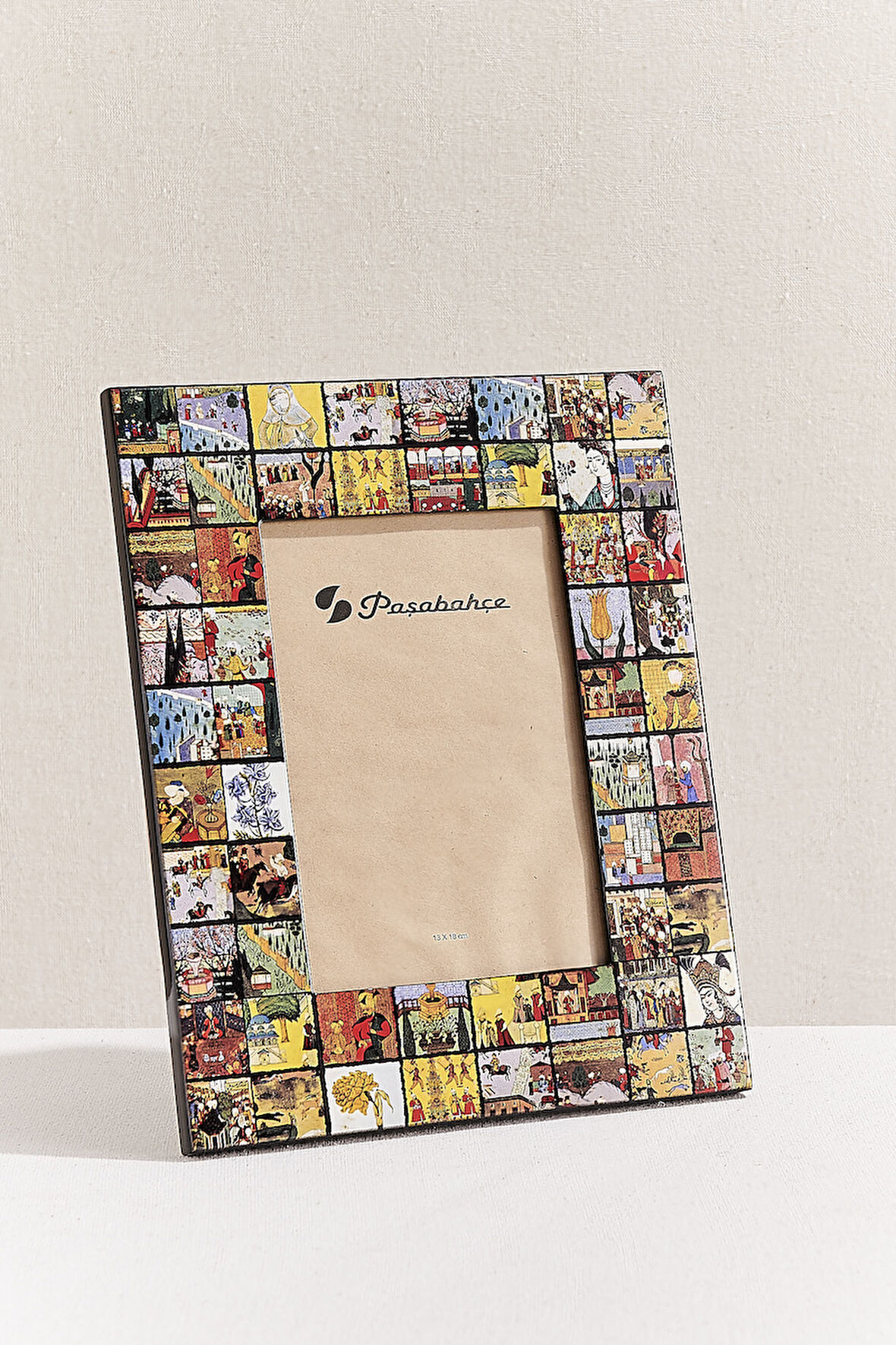 Minyatur Karolu Çerçeve 13x18 Cm