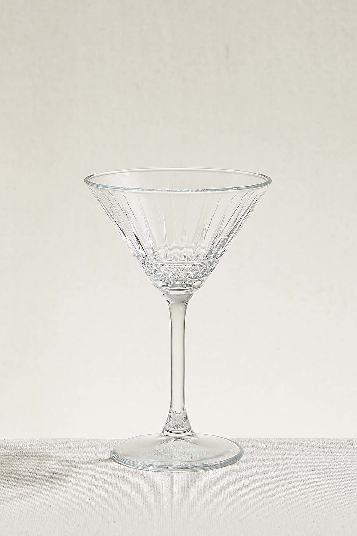 Elysia Martini Bardağı 220 CC