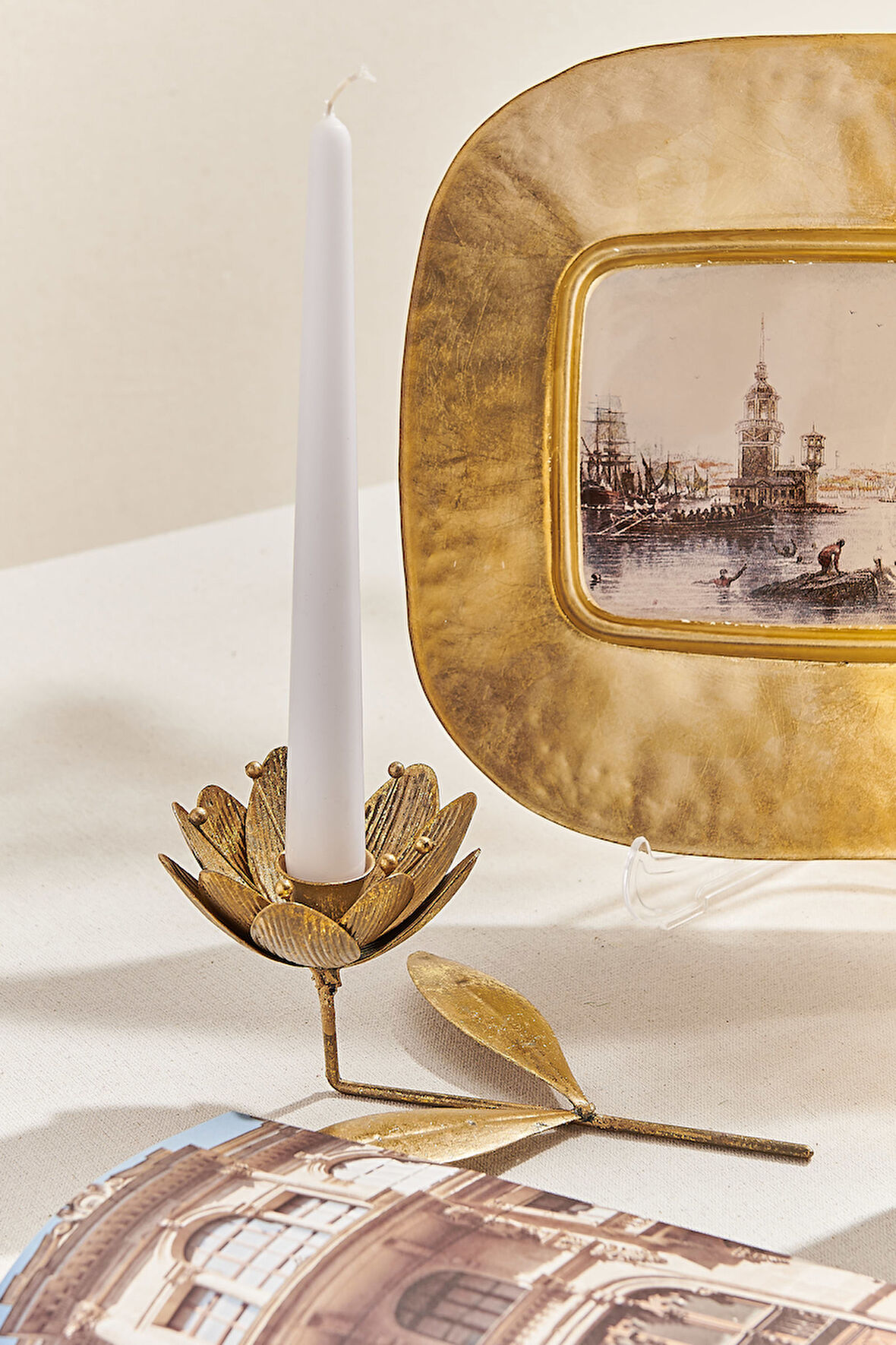 Flower 2 Metal Şamdan Mumluk Gold