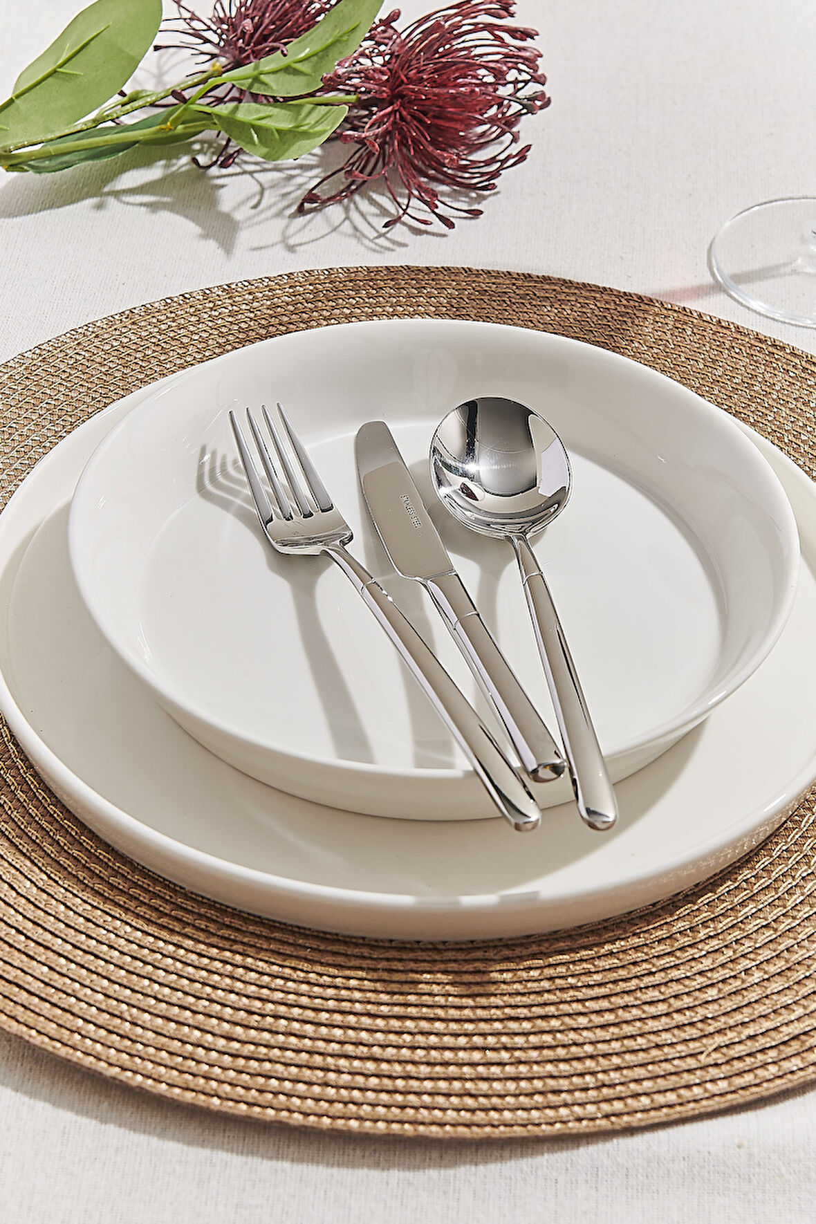 Solid Porselen Yemek Tabağı Beyaz