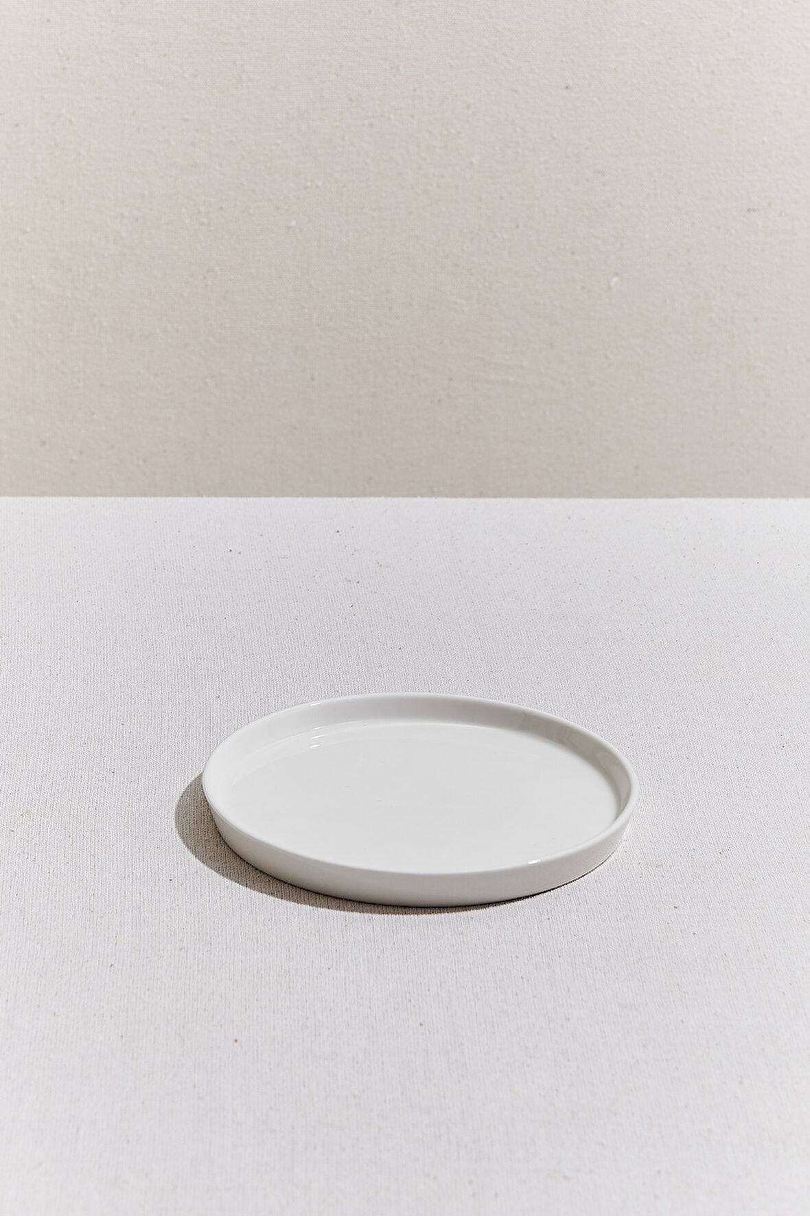 Solid Porselen Ekmek Tabağı Beyaz