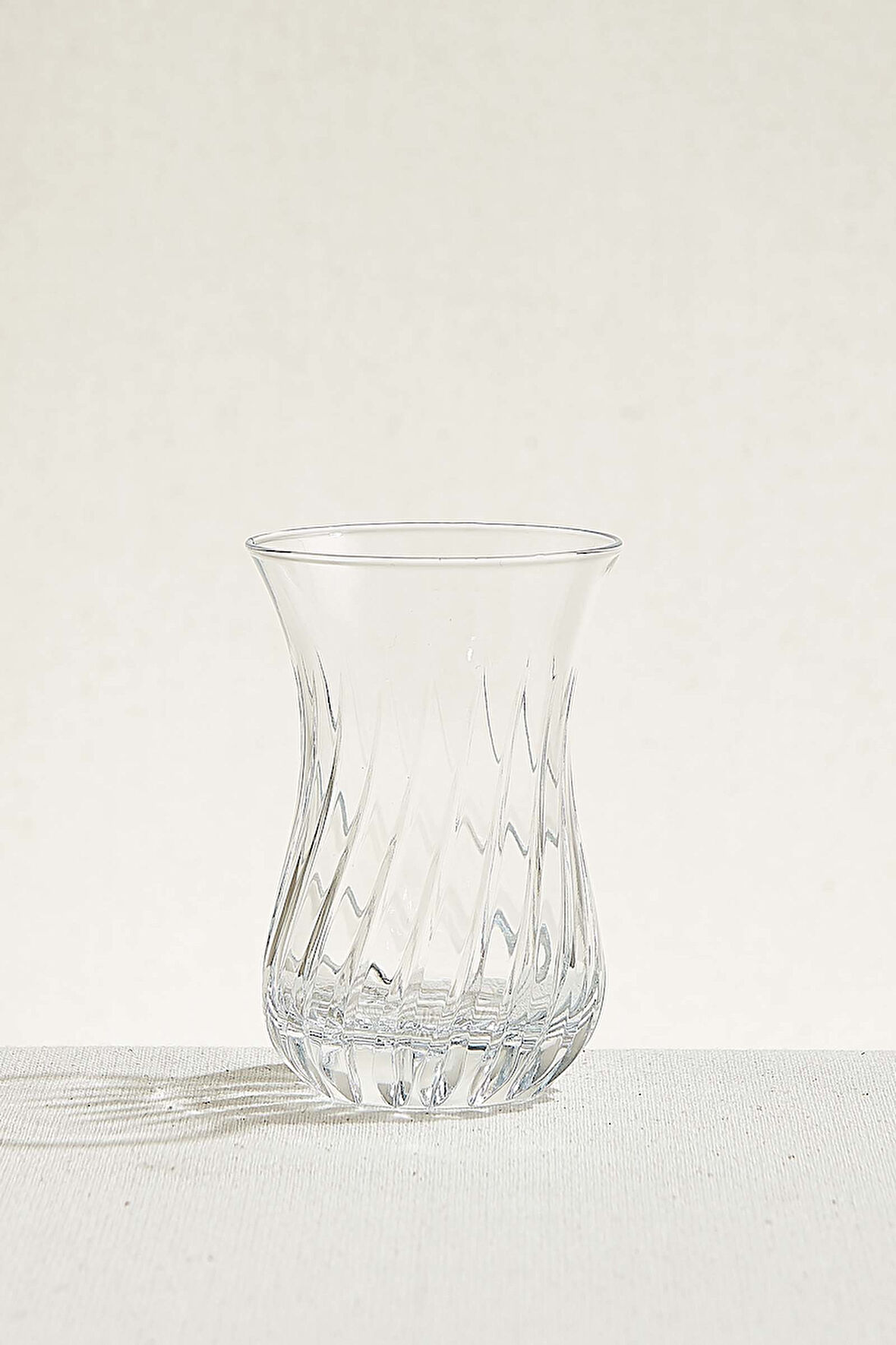 Burgu Çay Bardağı