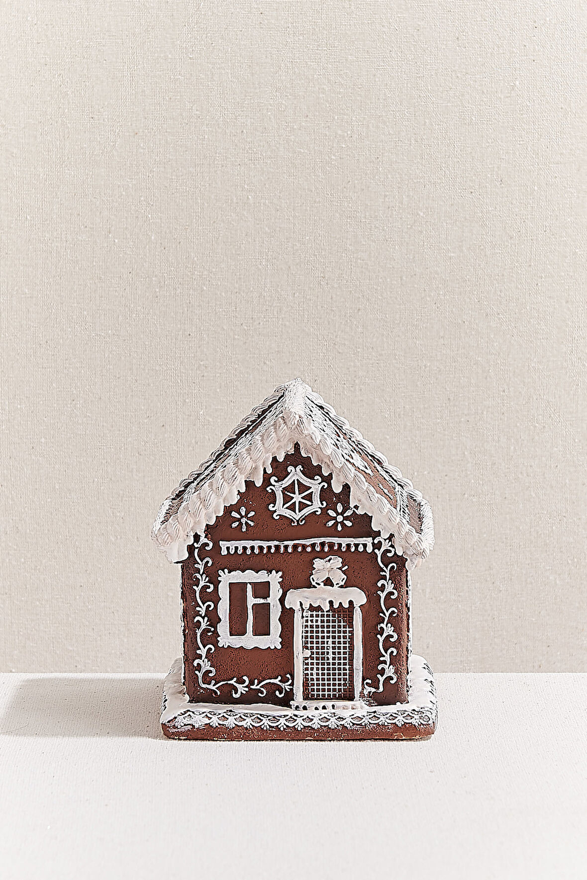 Gingerbread Işıklı Ev