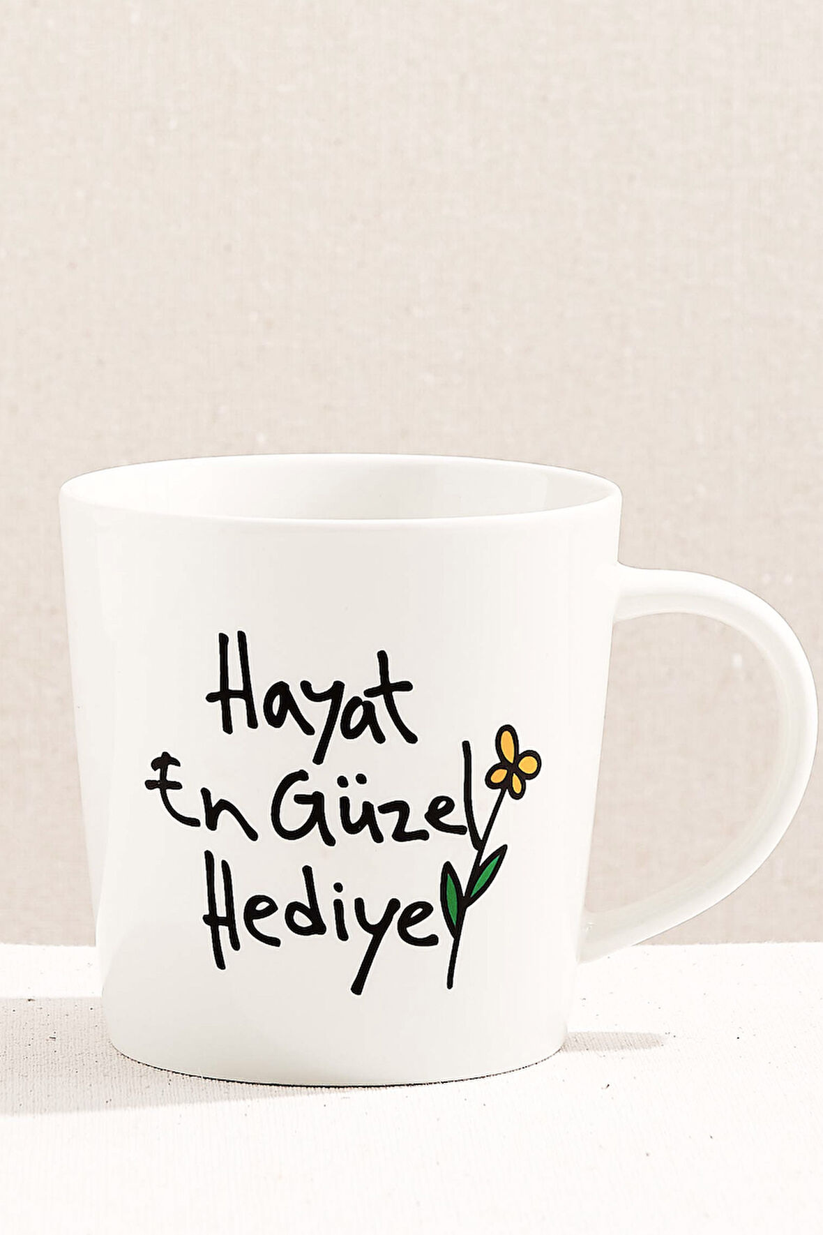 Hayat En Güzel Hediye Porselen Kupa