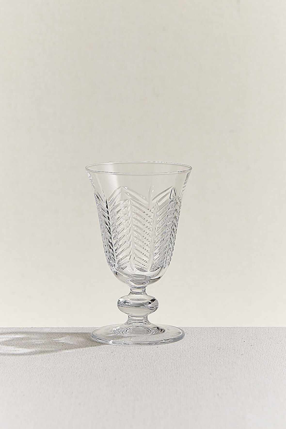 Ladin Ayaklı Su Bardağı