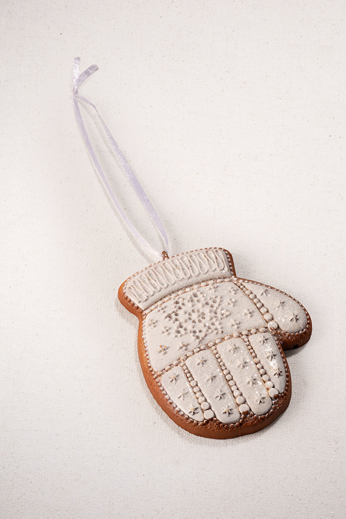 Gingerbread Glove Ağaç Süsü