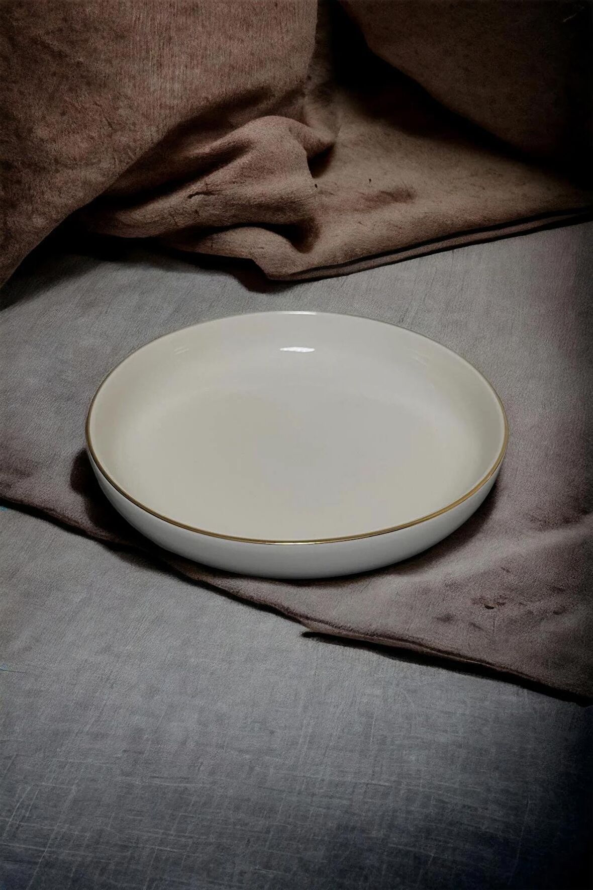Intiale Versay Porselen Kase 23cm Altın Yaldız