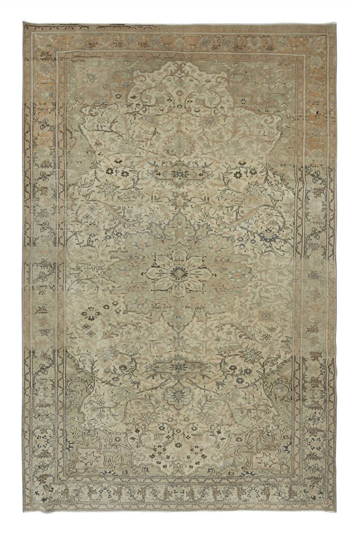 203x307 Cm Bej Tonlarda Kayseri'de Yapılmış Halı, Benzersiz Eski El Yapımı Madalyon Tasarımlı Halı