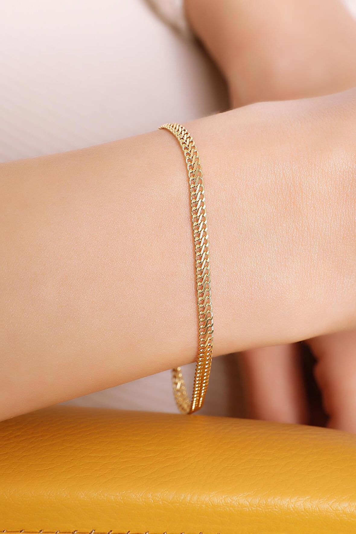 14 Ayar Altın Ince Viyana Zincir Bileklik 3 mm Unisex