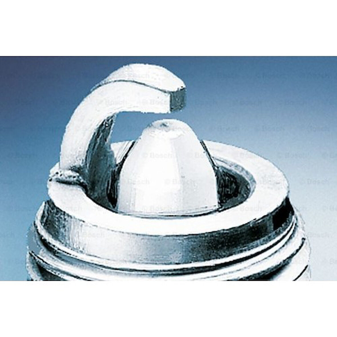 Bosch 0242240521 Ateşleme Bujisi (Platin) 0.7 mm WR6DPEA Fiat Tipo