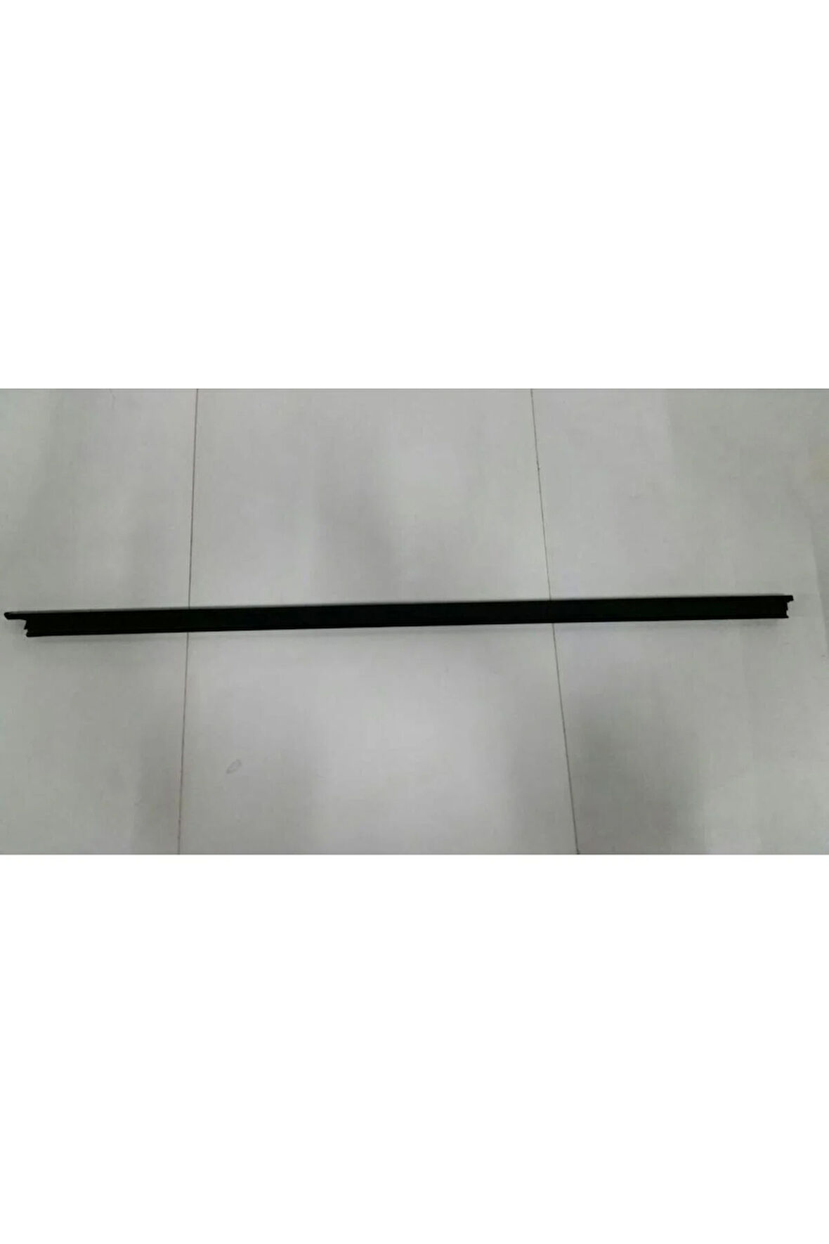 R9 - R11 Ön Sol Kapı Dış Sıyırıcı Fitili 7702252985