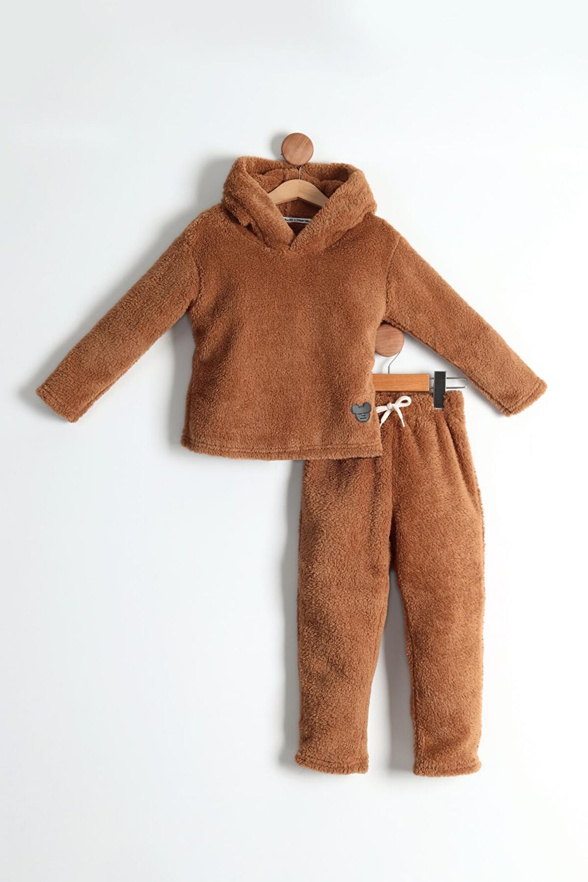 Unisex Çocuk Kapüşonlu Mickey Mouse Etiket Detaylı Peluş Sweatshirt ve Peluş Pantolon 2'li Alt Üst Takım 