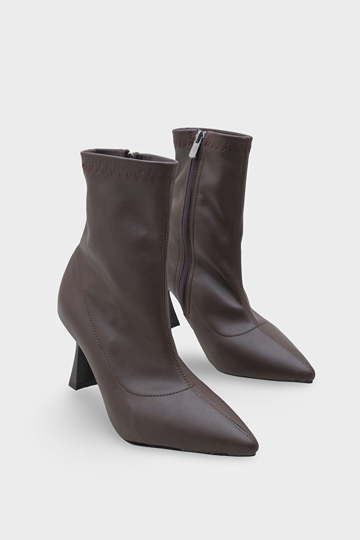 Kadın Sivri Burun Topuklu Streç Günlük Bot Kaliy Kahve