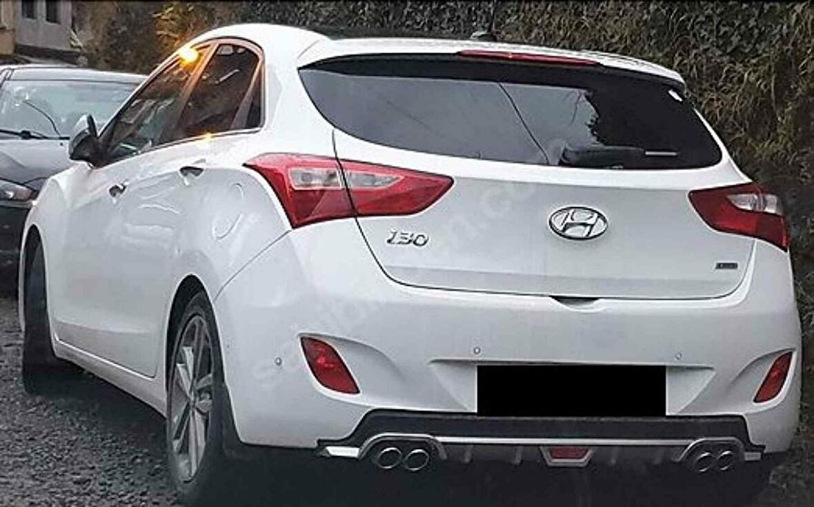 Hyundai i30 uyumlu arka tampon altı difüzör Gri 2008-2021 arası