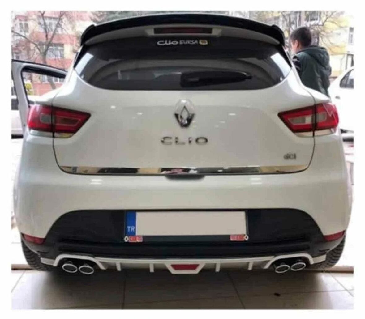 Renault Clio 4 uyumlu arka tampon altı difüzör Siyah 2012-2019 arası