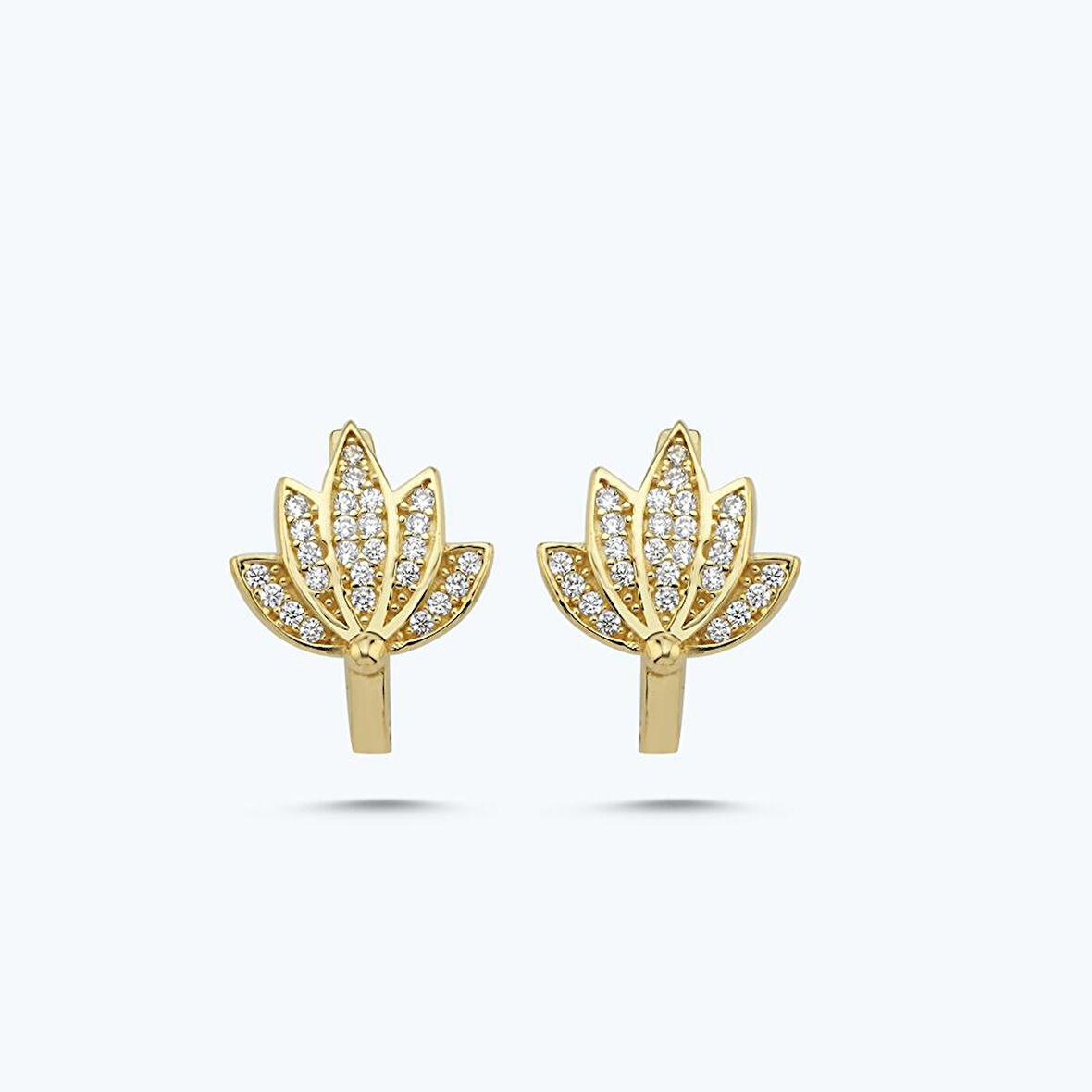 Altın Lotus Küpe